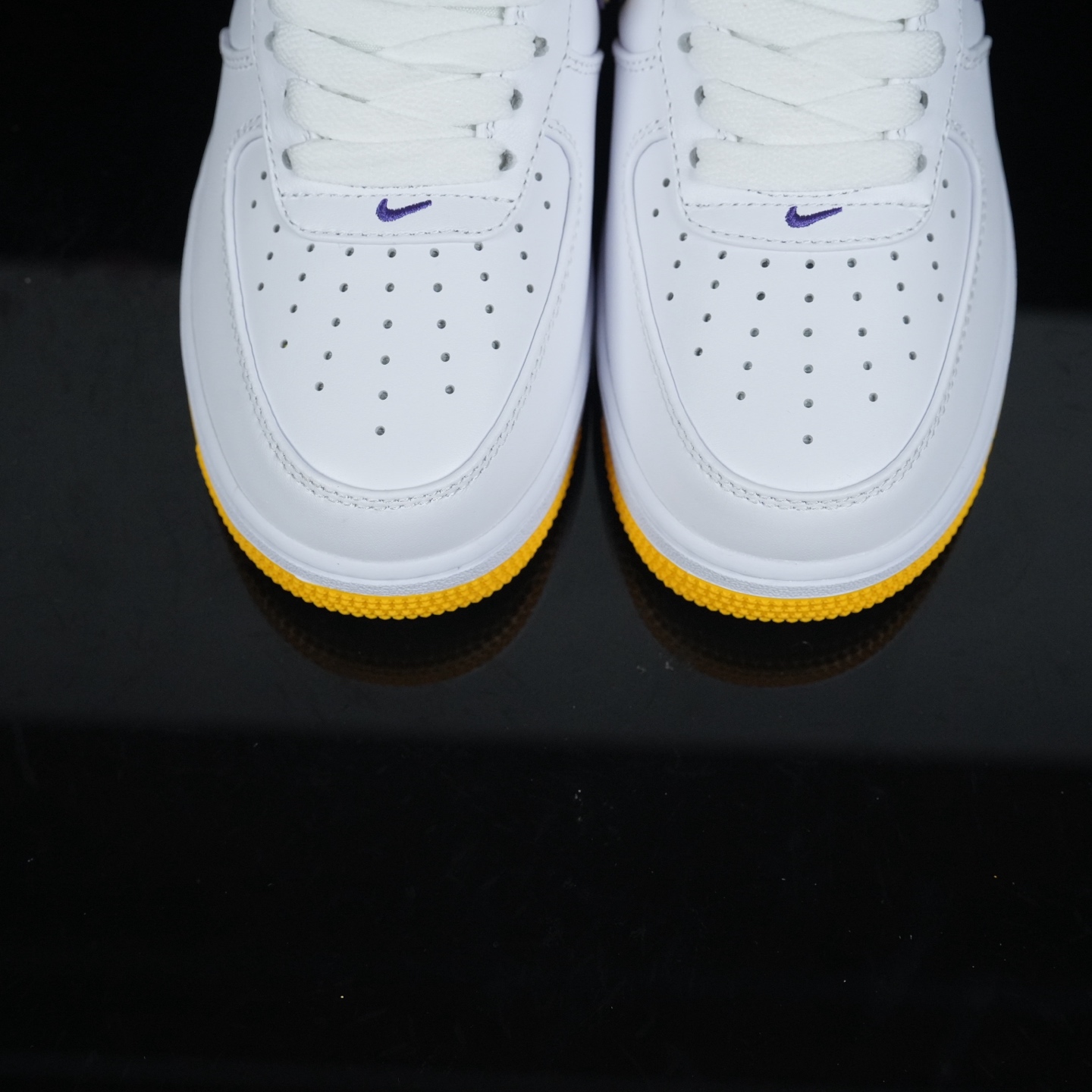 福利特价外贸版本 助力双十一🔥福利新增款式科比空军白黄 实拍 全码开仓 36-47.5编码：H1L082