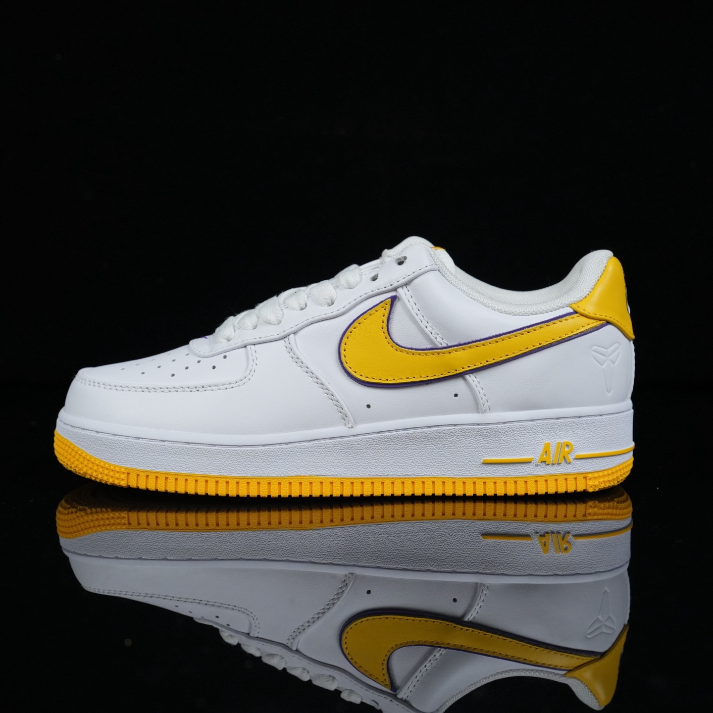 福利特价外贸版本 助力双十一🔥福利新增款式科比空军白黄 实拍 全码开仓 36-47.5编码：H1L082