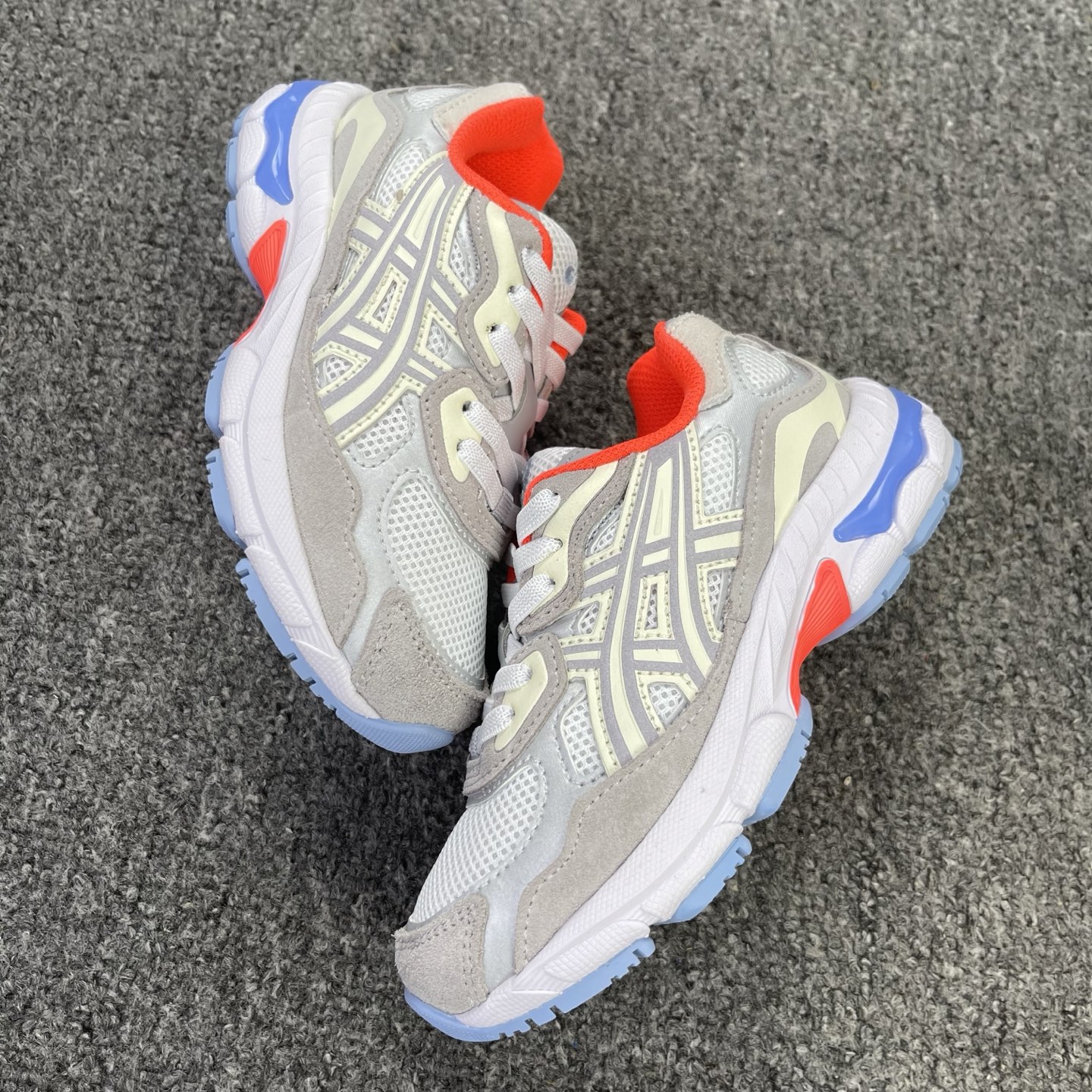 PE版本 Asics GEL- NYC 系列 童鞋 版本 网布皮革 复古舒适 低帮 生活休闲鞋 目前五色