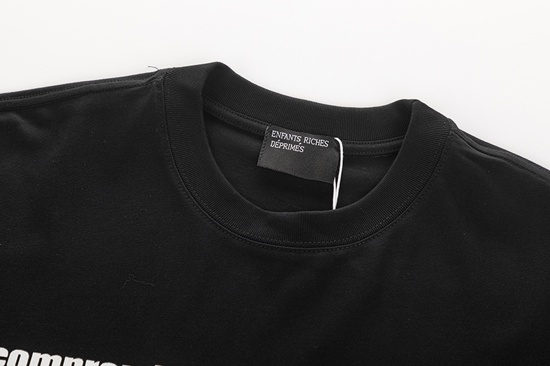 8018#ERD忧郁的富二代
P57
size：S M L XL 定制面料：26支精棉双纱面料，280克超高克重面料，手感无敌，质感超赞，100%纯棉 . 颜色 黑色

​