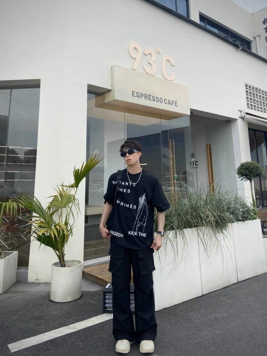 8024#ERD忧郁的富二代
P57
size：S M L XL 定制面料：26支精棉双纱面料，280克超高克重面料，手感无敌，质感超赞，100%纯棉 . 颜色 黑色

​