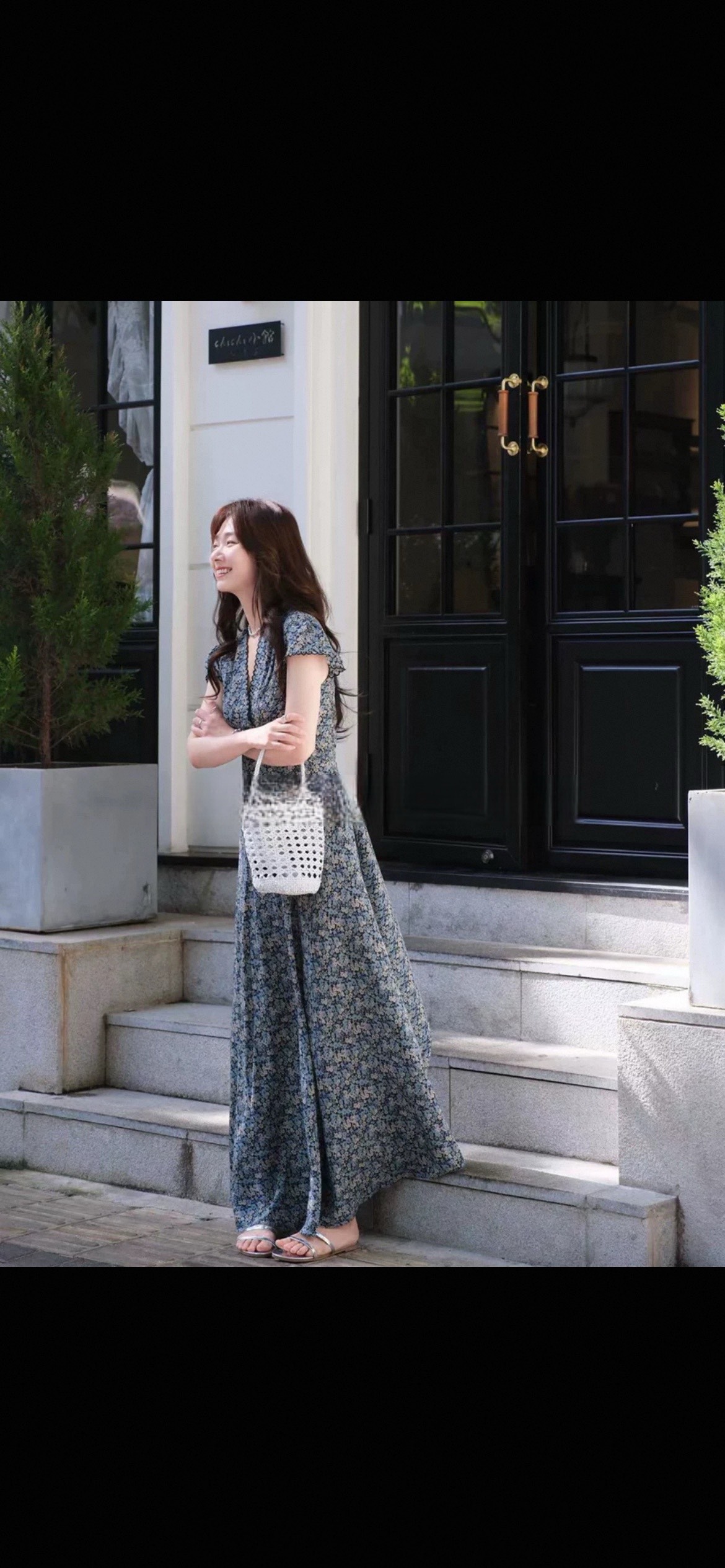 Marni’s New Zone: High-Quality Women’s Clothes with Blue Flower Embroidery - 图片 7