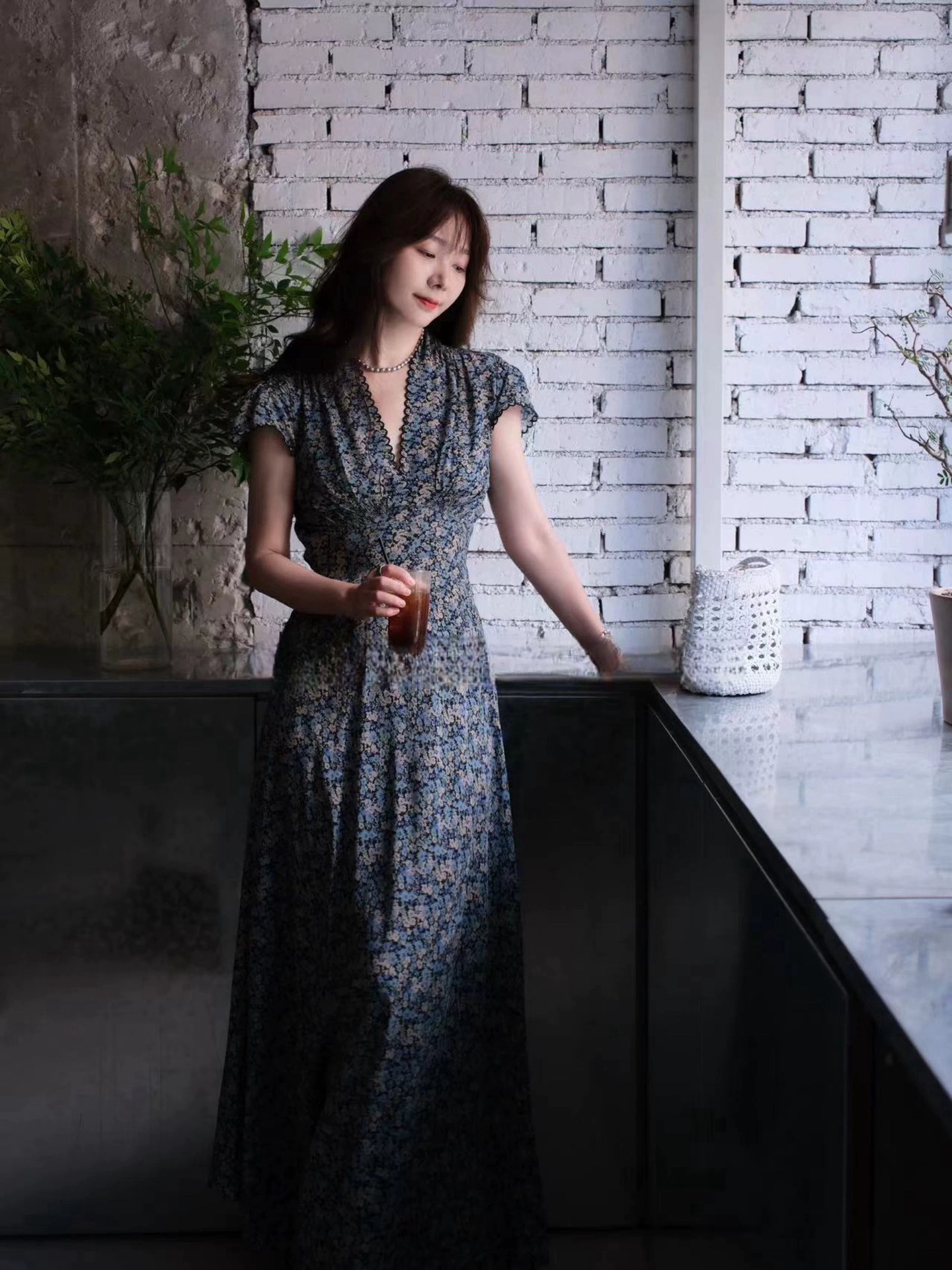 Marni’s New Zone: High-Quality Women’s Clothes with Blue Flower Embroidery - 图片 6