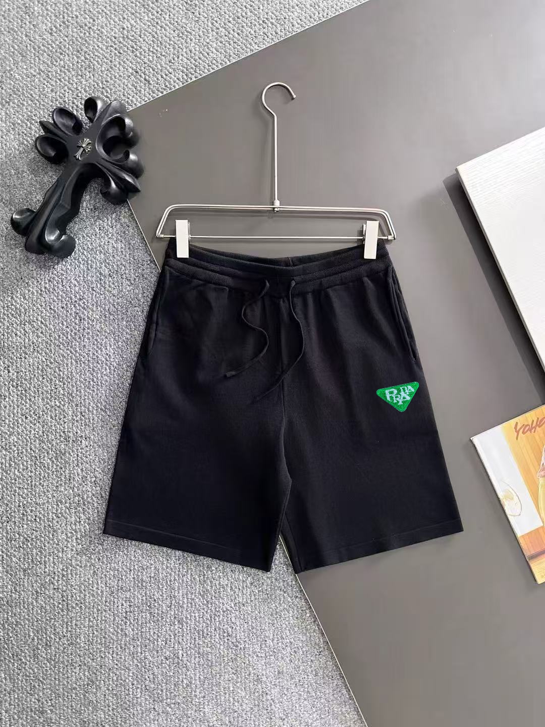 （套装）隔天出货  普拉达 2026春夏季男士冰丝薄款针织净色翻领短袖男T恤 修身透气净色休闲打底冰丝衫