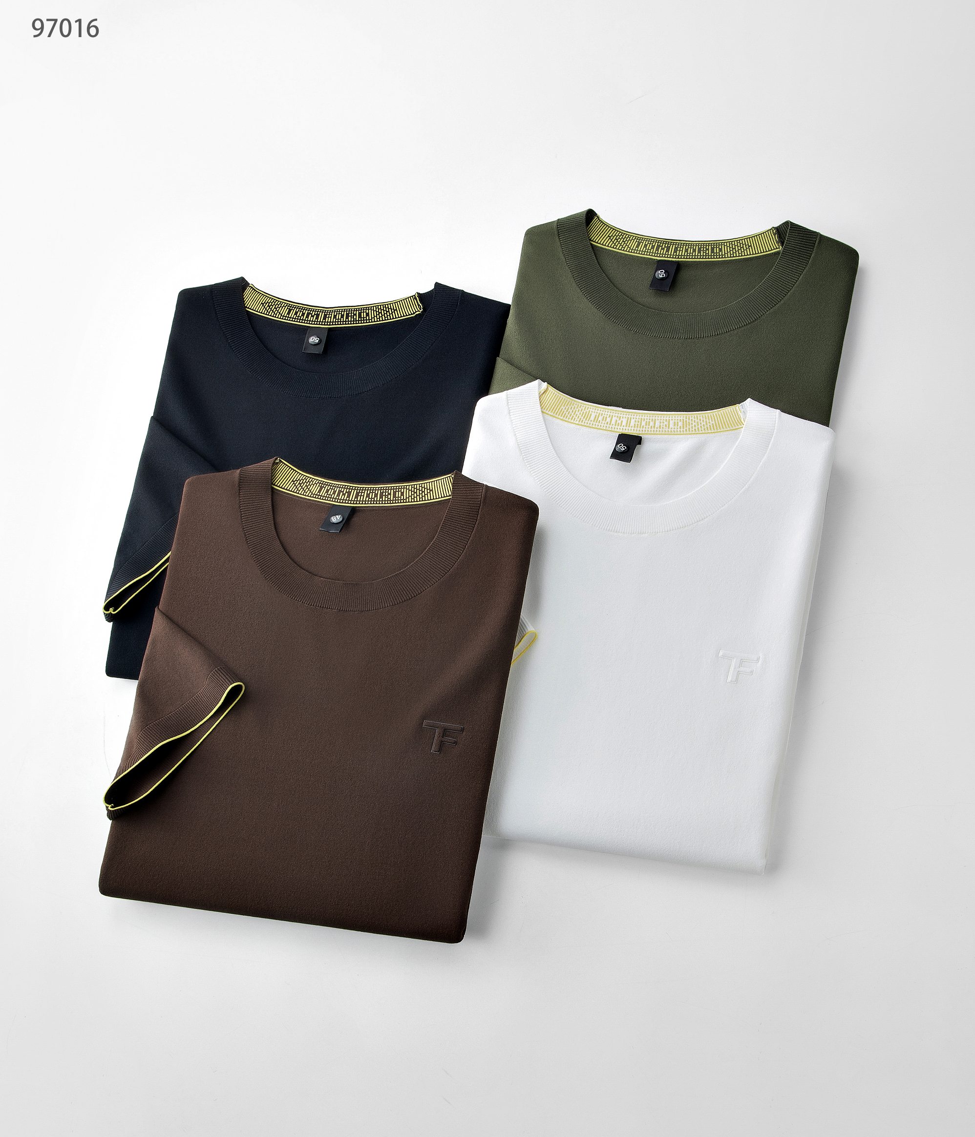 NO:161768,25 spring and summer new product, mulberry silk series 97016, color brown, white, Tibetan orchid, military green size 48-58, this product uses a fine blend of (mulberry silk) and (Laiser) double-optimal silk material. Mulberry silk is a natural fiber that combines light, soft and thin in nature. It effectively regulates the temperature and humidity balance of the skin surface. It is known as the second skin of mankind. The combination with Laiser makes it comfortable, skin-friendly, breathable and soft, making it more classy and textured. The round neck business model, with a fashionable classic rib collar design, makes its collar ring not easy to deform after wearing for a long time, business casual, round neck design can be worn alone in summer and can be worn in spring, showing the business and leisure style. The concave and convex Iogo design on the front chest is both luxurious and beautiful and elegant. The contrasting color of the inner collar ring is the finishing touch, a must-have item for spring and summer business casual!  ,alexander wang1986090925春夏新品,桑蚕丝系列97016,颜色咖色,白色,藏兰,军绿尺码48-58, 本品采用（桑蚕丝）与（莱赛尔）双优丝线材质精细混纺结合而成的面料,桑蚕丝是是自然界集合轻、柔、细为一体的天然纤维,有效的调节皮肤表面的温湿度平衡,被誉为人类的第二皮肤,与莱赛尔的结合使其穿着舒适亲肤透气柔软,使其更上档次有质感. 圆领商务款,加入时尚精典罗纹领设计,使其领圈久穿不易变形,商务休闲,圆领设计既可夏季单穿又可春季内搭,尽显商务休闲风范,前胸凹凸Iogo设计,既奢华美观又大气精致,内领圈撞色此乃点睛之笔,春夏商务休闲必备单品！,,alexander wang,Men's clothing