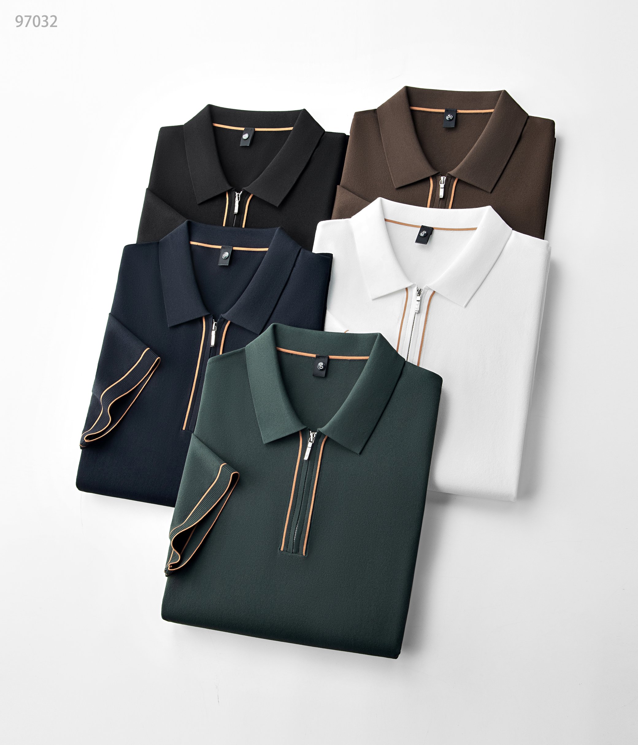 NO:161746,25 spring and summer new product, mulberry silk series 97032, color black, Tibetan orchid, dark green, brown, white, size 48-58, this product uses a fine blend of (mulberry silk) and (Laiser) double-optimal silk material. Mulberry silk is a natural fiber that combines light, soft and thin in nature. It effectively regulates the temperature and humidity balance of the skin surface. It is known as the second skin of mankind. The combination with Laiser makes it comfortable, skin-friendly, breathable and soft, making it more classy and textured. Lapel business model, adds a fashionable and classic small zipper reverse collar design, a business elite model, showing the latest trend style, without a logo on the front chest. Creative more luxurious, showing beauty and atmospheric and exquisiteness. This is the finishing touch, a must-have item for business and leisure in spring and summer!  ,alexander wang1986090925春夏新品,桑蚕丝系列97032,颜色黑色,藏兰,深绿,咖色,白色,尺码48-58, 本品采用（桑蚕丝）与（莱赛尔）双优丝线材质精细混纺结合而成的面料,桑蚕丝是是自然界集合轻、柔、细为一体的天然纤维,有效的调节皮肤表面的温湿度平衡,被誉为人类的第二皮肤,与莱赛尔的结合使其穿着舒适亲肤透气柔软,使其更上档次有质感. 翻领商务款,加入时尚精典小拉链反领设计,商界精英典范,尽显最新潮流风范,前胸无logo 创意更奢华,彰显美观又大气精致,此乃点睛之笔,春夏商务休闲必备单品！,,alexander wang,Men's clothing