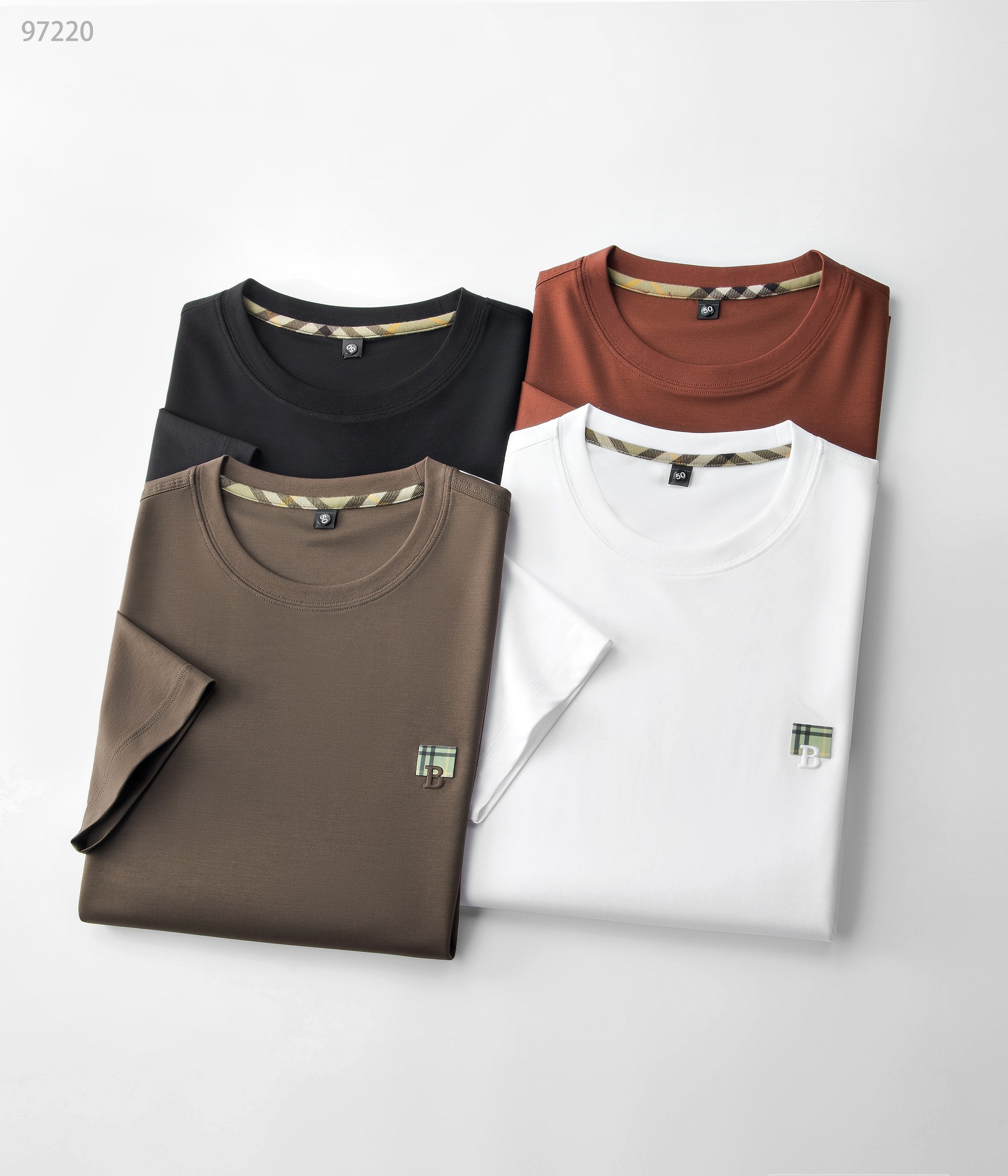 NO:136920,New products for spring and summer 25 are released, Modal ice-sensing cotton series 97220, color black, white, brown, Tibetan orchid, size 48-58 This product uses a fine blend of (modal) and (long velvet cotton) double-quality materials to form a fabric. The product has various characteristics of modal and is the first choice for close-fitting fabrics. It combines light, soft and thin silk soft fibers to effectively adjust the wet temperature balance on the skin surface and is comfortable to wear. The plain weaving weave makes it more breathable and heat-expressing in summer. Moreover, this fabric is very textured and has a high-end taste in foreign trade.  The round neck business model, with a fashionable classic rib collar design, makes the collar ring difficult to deform after wearing for a long time. It can be worn alone in summer and inside in spring, showing the style of business and leisure. The exquisite three-dimensional concave and concave logo and inner neckline design are more luxurious and atmospheric and casual. It is essential for attending various formal occasions, business event banquets, and business office spaces...,alexander wang1986090925春夏新品发布,莫代尔冰感棉系列97220,颜色黑色,白色,咖色,藏兰,尺码48-58 本品采用（莫代尔）与（长绒棉）双优材质精密混纺平纹织法结合而成面料,产品具有莫代尔各种特性,是贴身面料的首选,集合轻、柔、细为一体的丝柔纤维,有效的调节皮肤表面的湿温度平衡,穿着舒适,平纹织法使其在夏季更透气排热,而且此面料非常有质感,实足外贸味道上档次. 圆领商务款,加入时尚精典罗纹领设计,使其领圈久穿不易变形,商务休闲,既可夏季单穿又可春季内搭,尽显商务休闲风范,前胸精致至极的立体凹凸logo与内领口设计更奢华大气,更休闲,出席各种正式场合、商务活动宴请、商务办公场所必备单品..,,alexander wang,Men's clothing