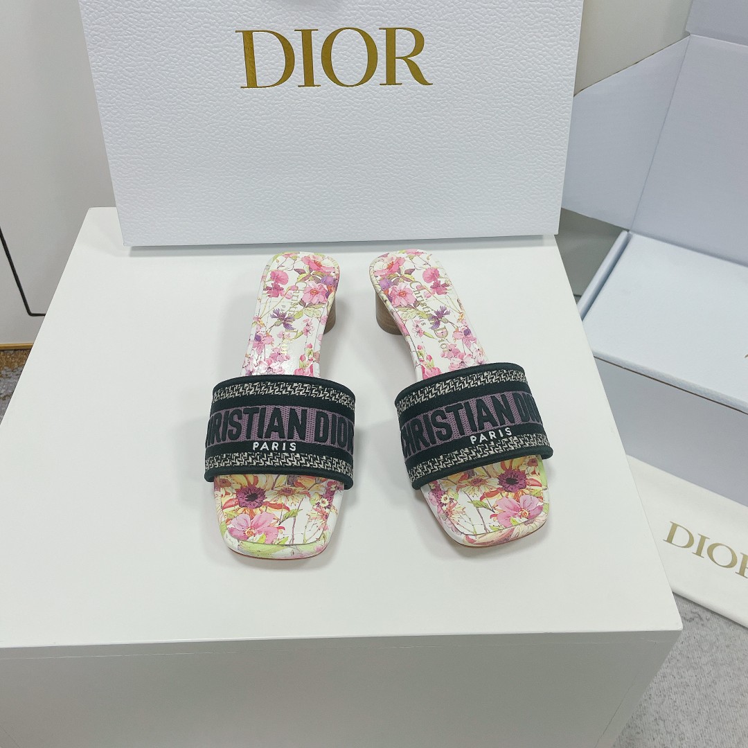 Buy 2023 Replica
 Dior Shoes Slippers Embroidery Cotton Genuine Leather Fashion