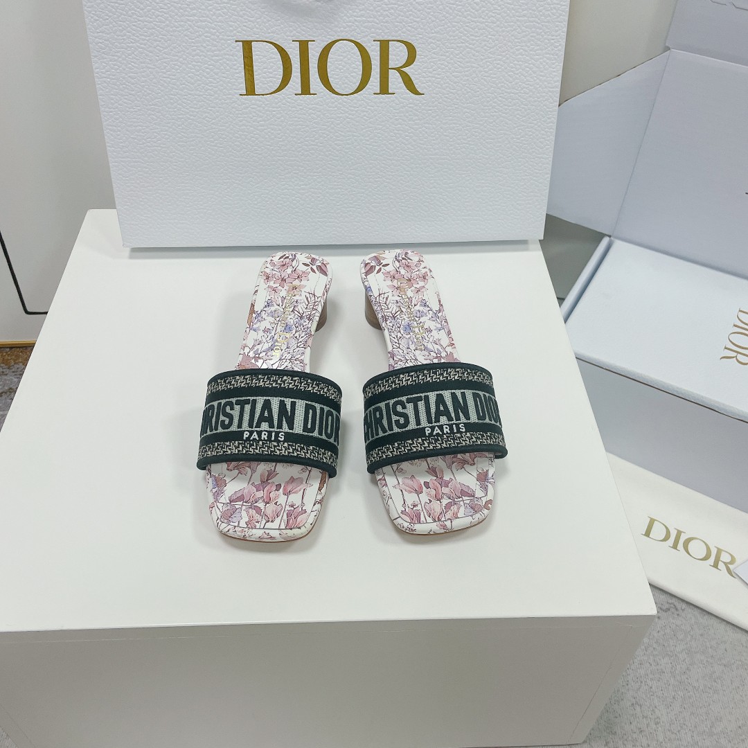 High Quality AAA Replica
 Dior Shoes Slippers Best Luxury Embroidery Cotton Genuine Leather Fashion