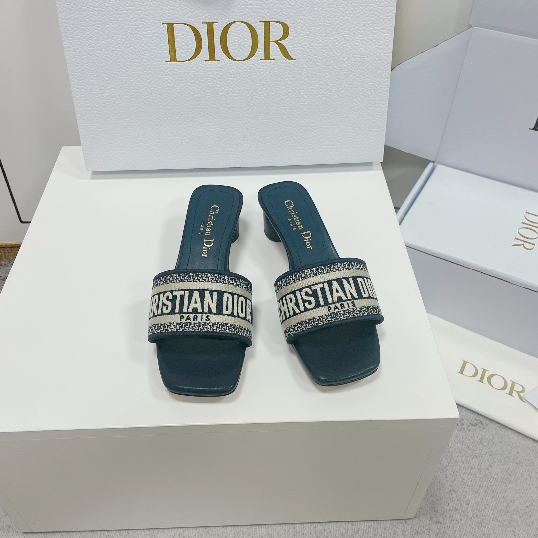Dior Shoes Slippers Top Quality Replica
 Embroidery Cotton Genuine Leather Fashion