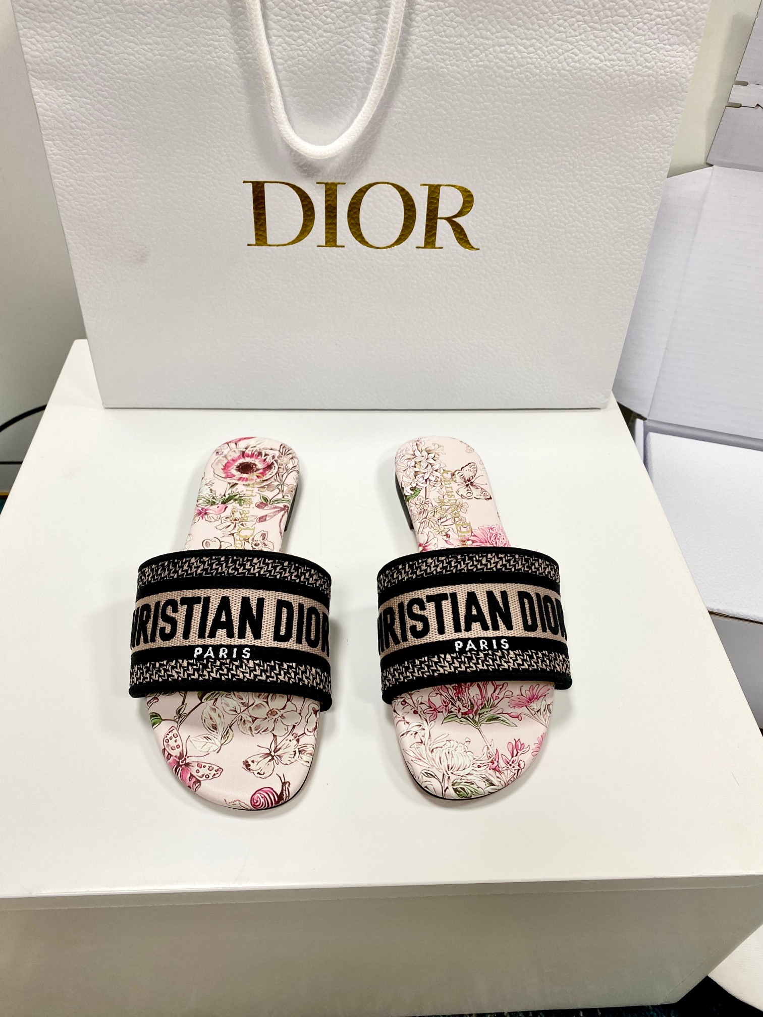 디올 신발 104810 Dior Shoes