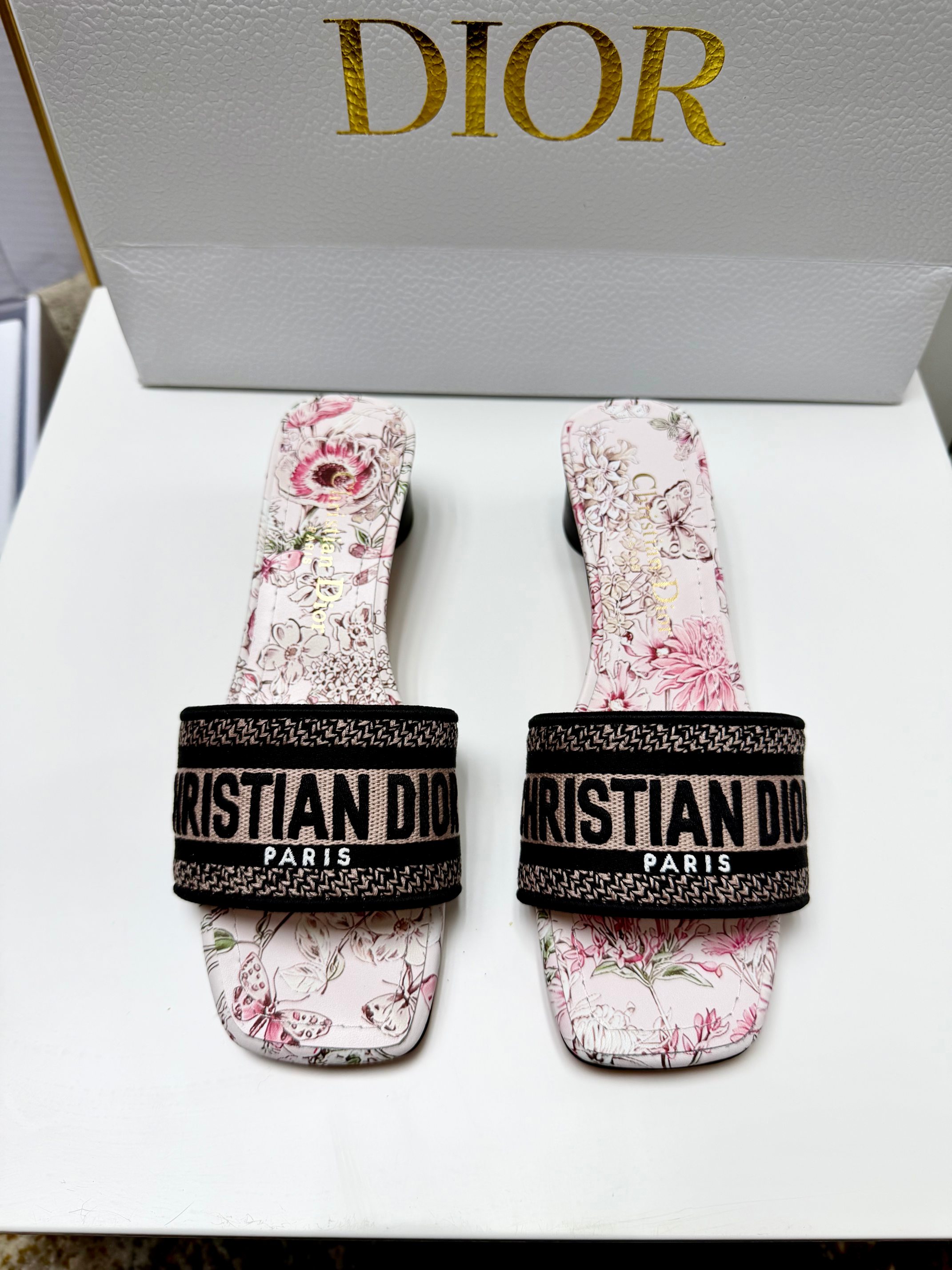디올 신발 104809 Dior Shoes