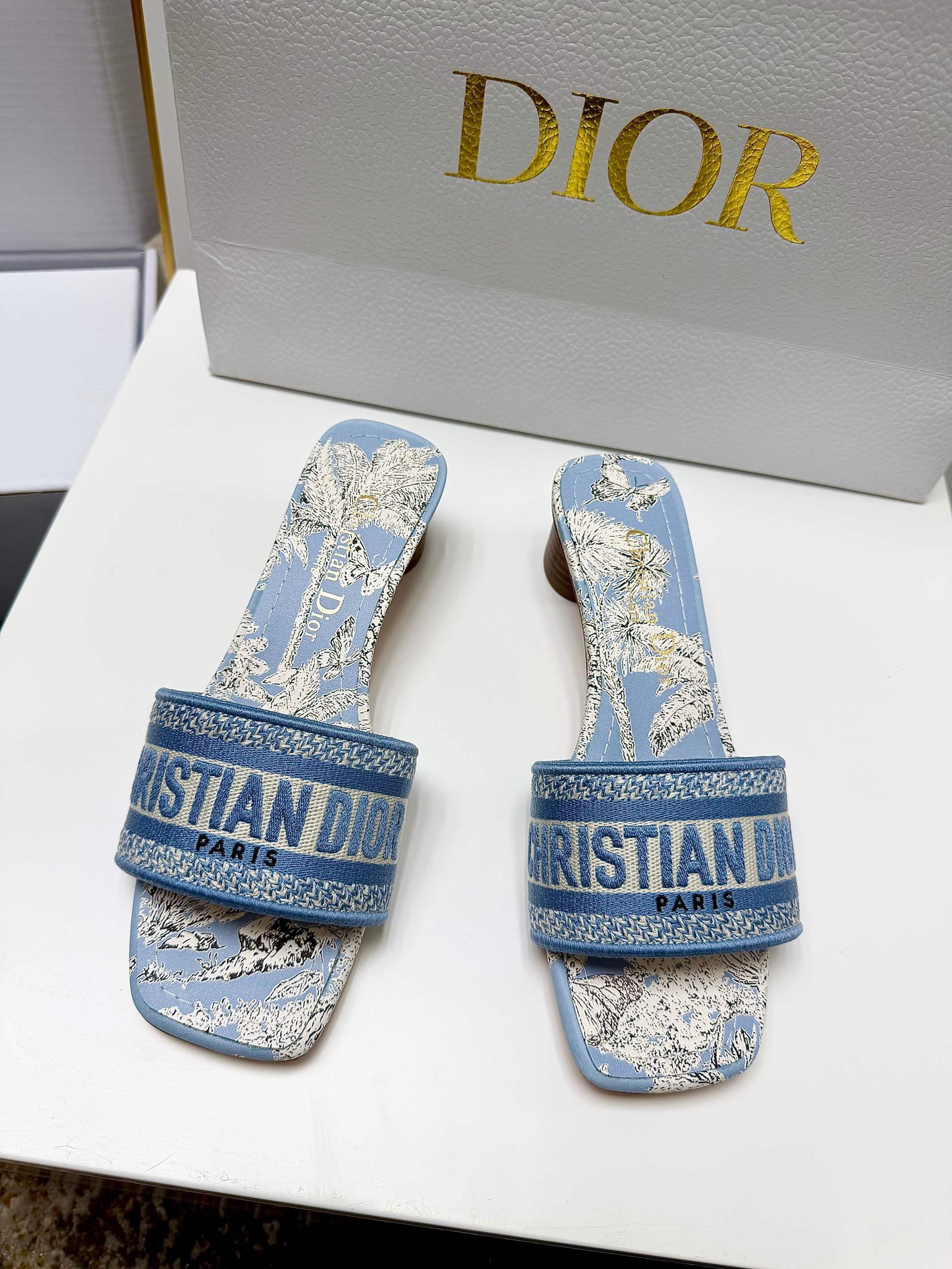 디올 신발 104805 Dior Shoes