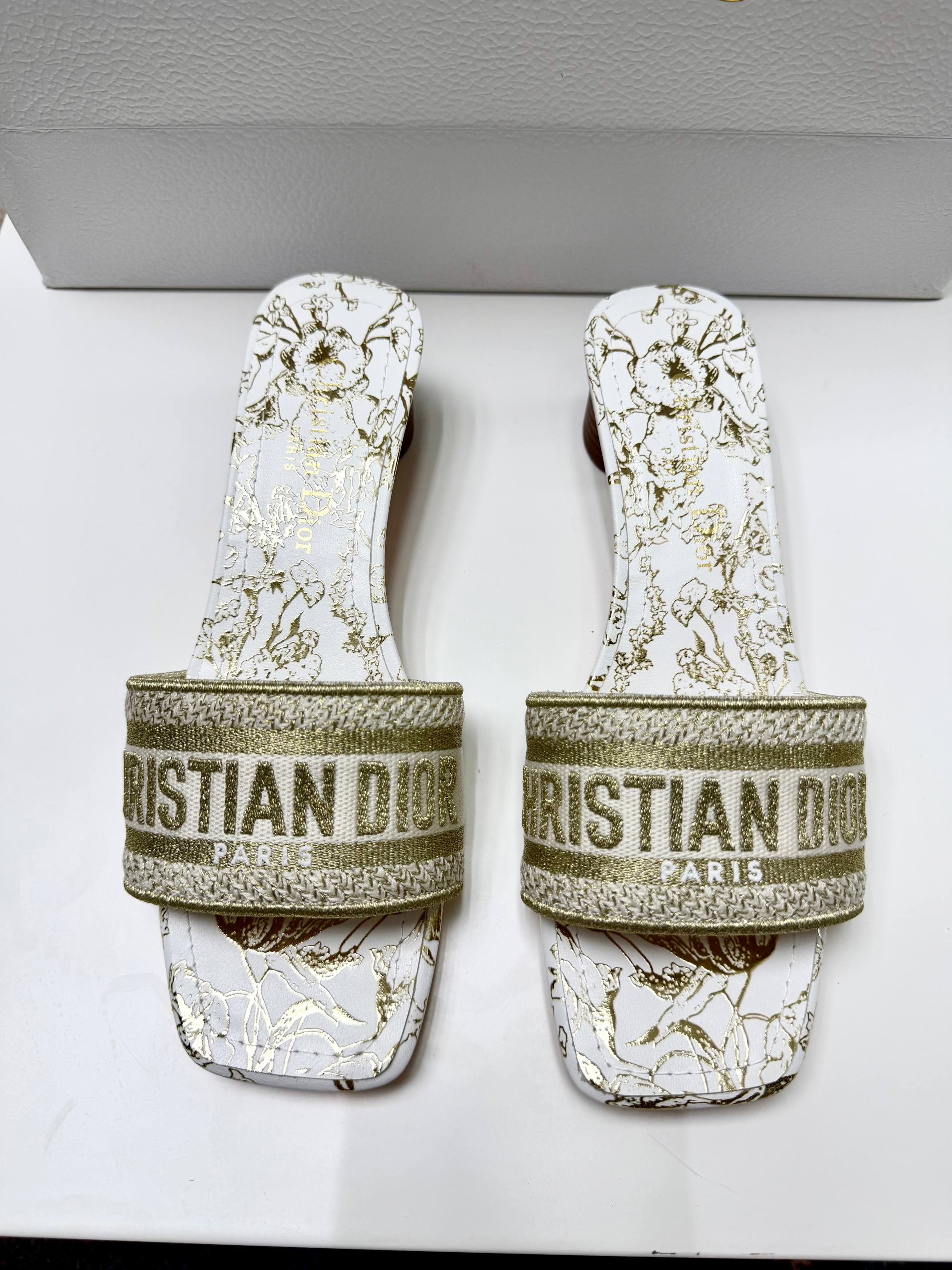 디올 신발 104779 Dior Shoes
