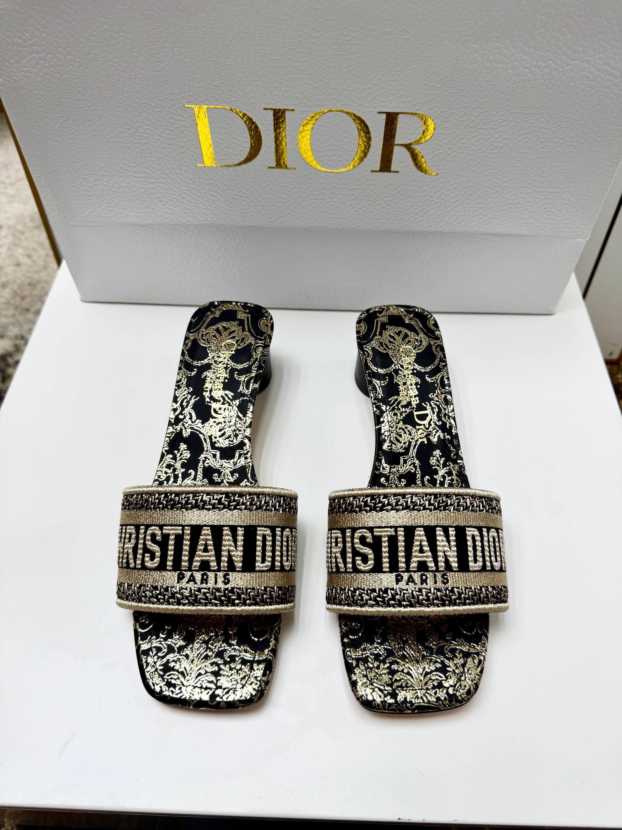 디올 신발 104777 Dior Shoes