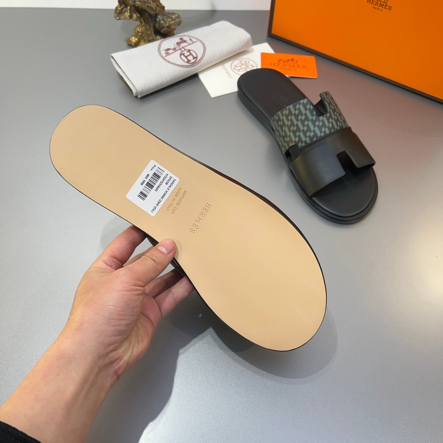 Precio de fábrica:110Hermes Hermes sitio web oficial última sincronización contador nuevo oran color