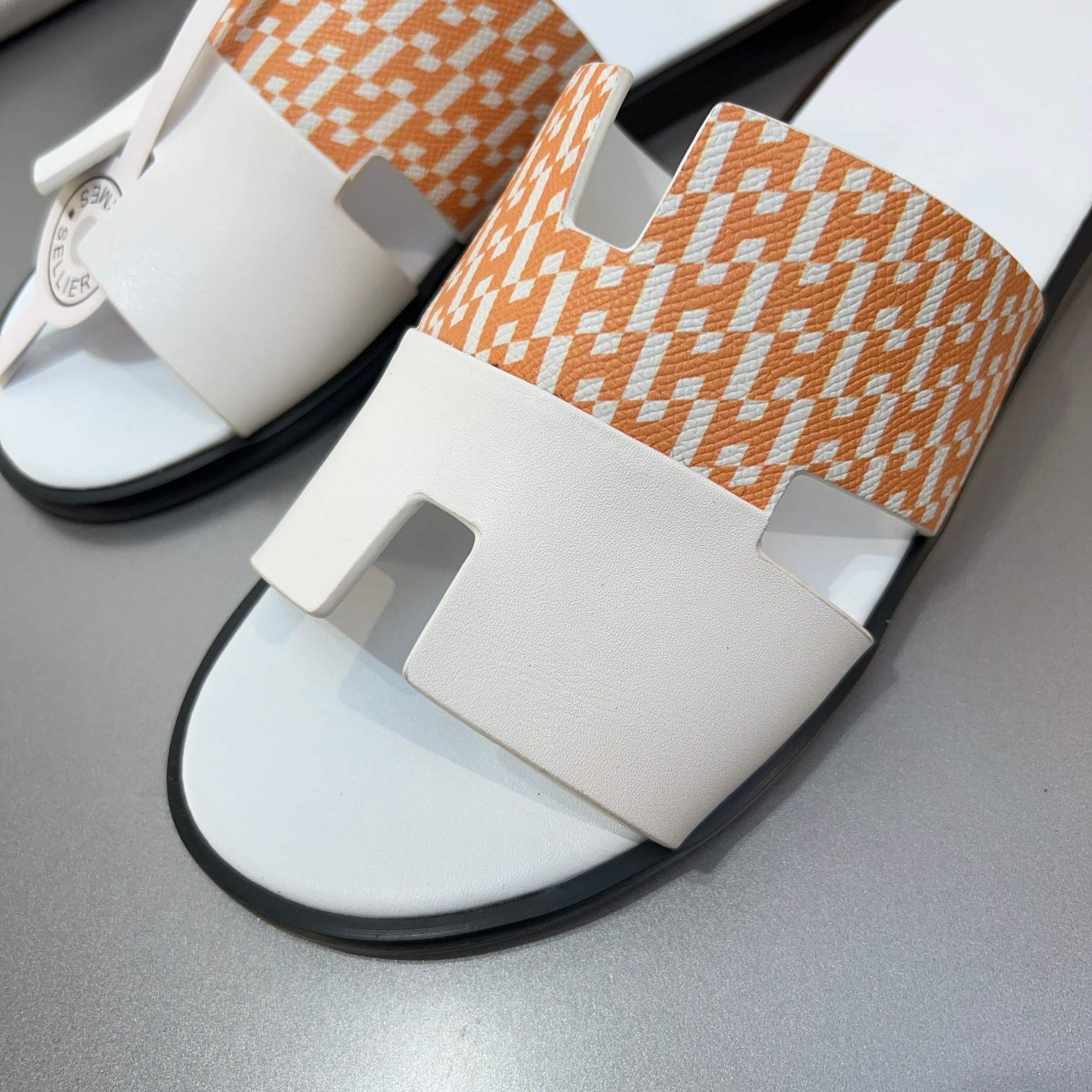 Precio de fábrica:110Hermes Hermes sitio web oficial última sincronización contador nuevo oran color