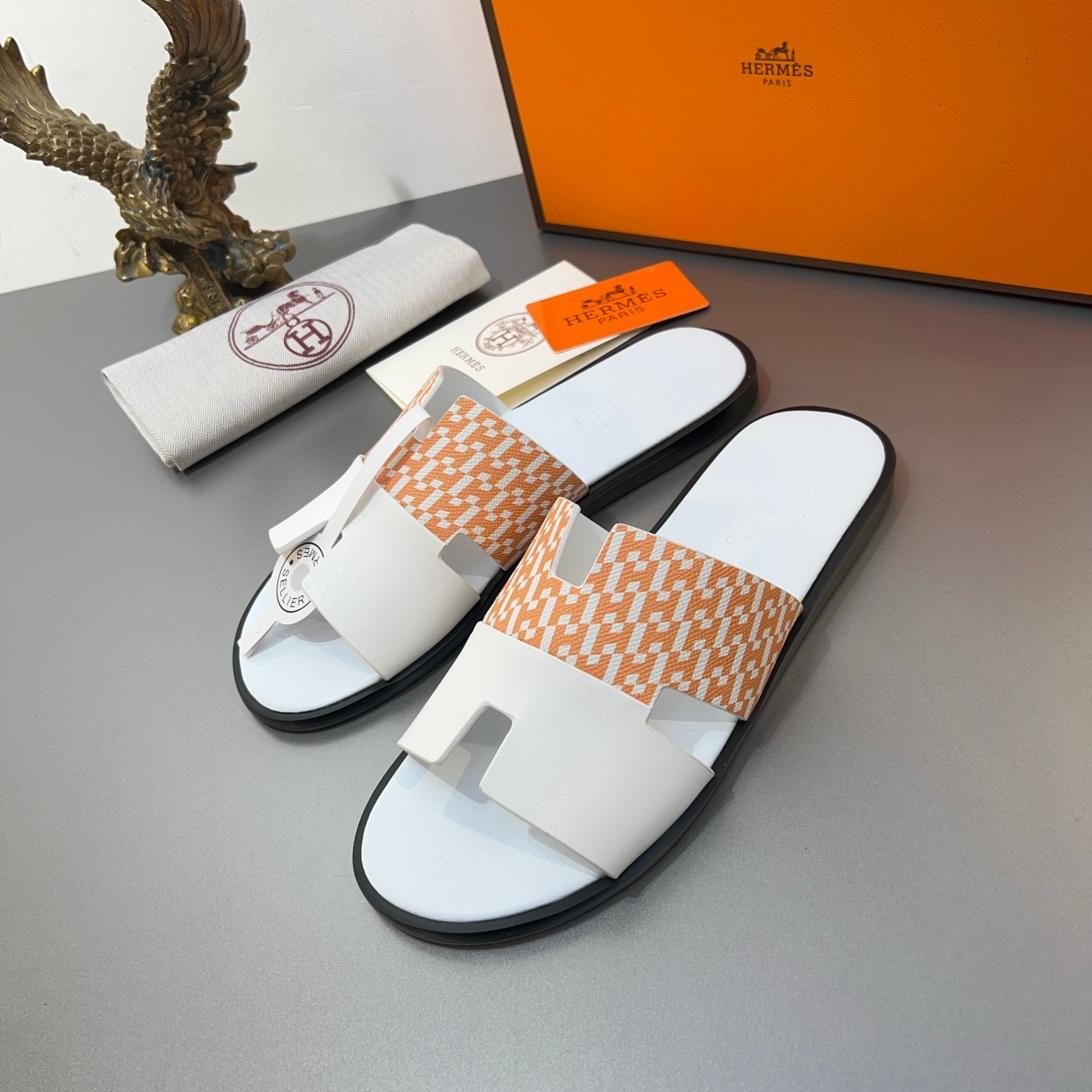 Precio de fábrica:110Hermes Hermes sitio web oficial última sincronización contador nuevo oran color