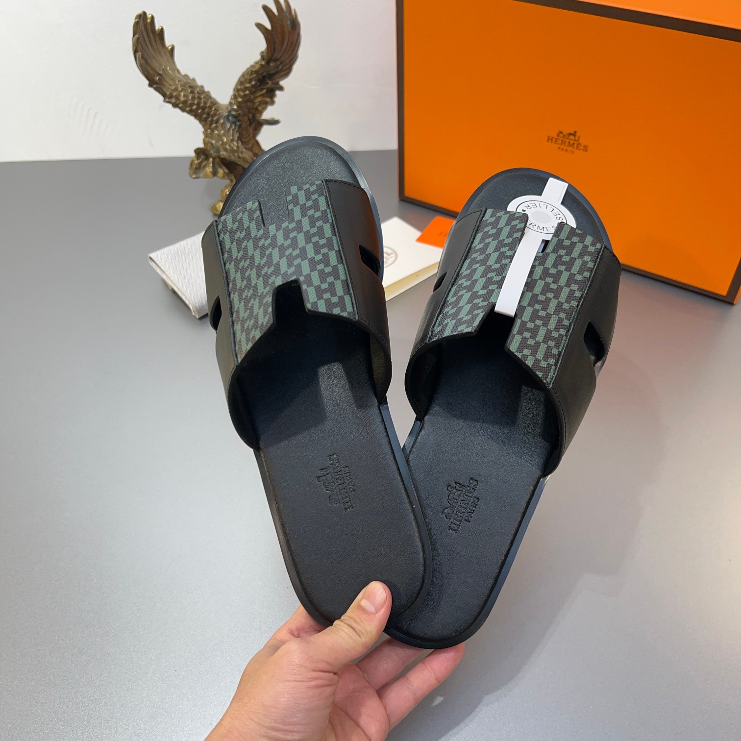 Precio de fábrica:110Hermes Hermes sitio web oficial última sincronización contador nuevo oran color