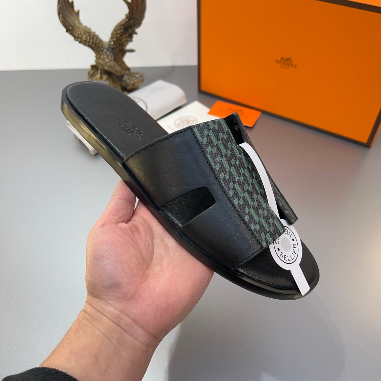Precio de fábrica:110Hermes Hermes sitio web oficial última sincronización contador nuevo oran color