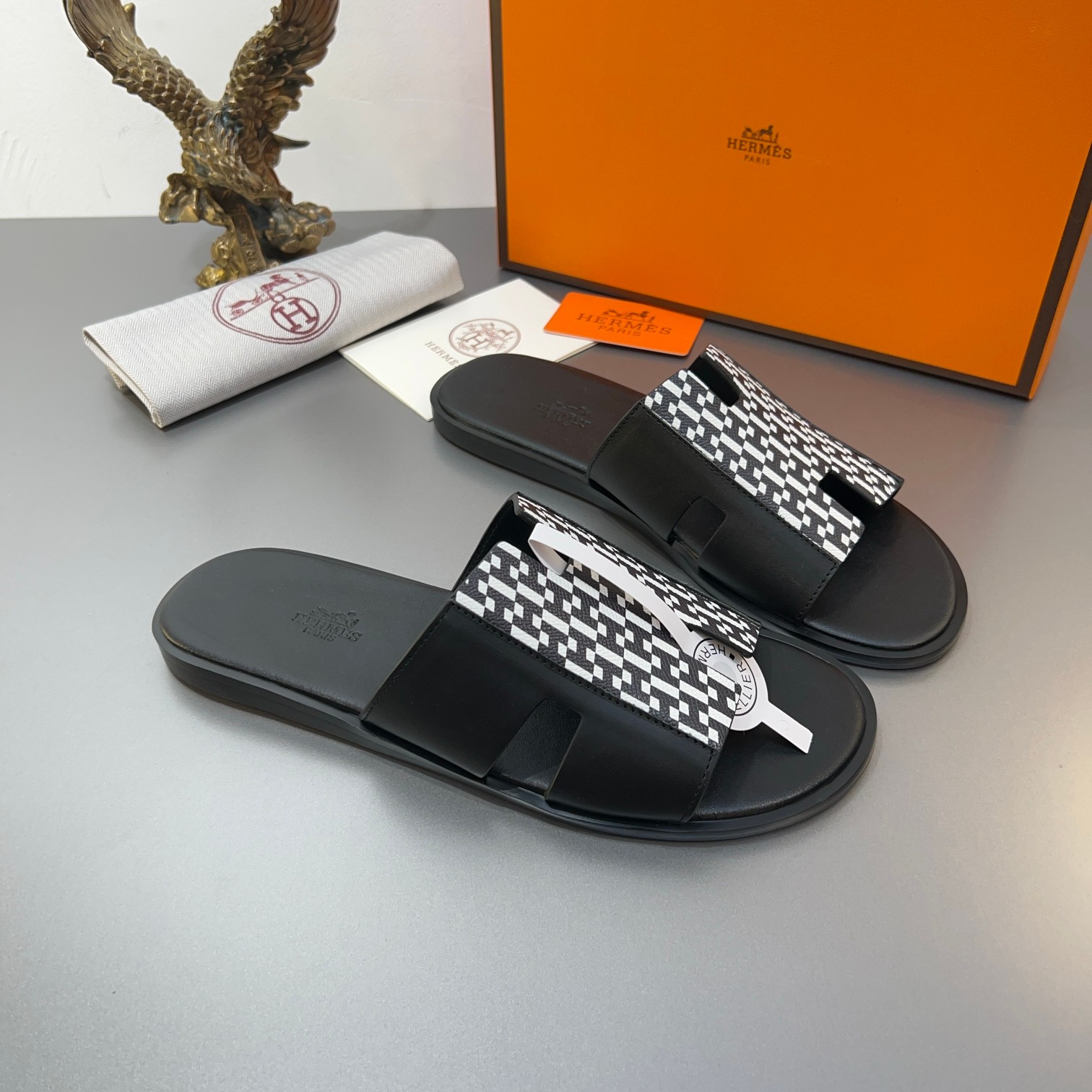 Precio de fábrica:110Hermes Hermes sitio web oficial última sincronización contador nuevo oran color