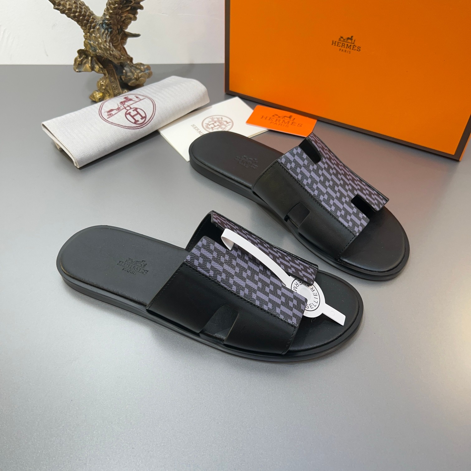 Precio de fábrica:110Hermes Hermes sitio web oficial última sincronización contador nuevo oran color