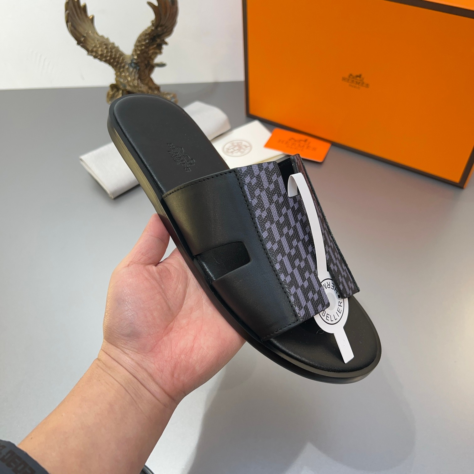 Precio de fábrica:110Hermes Hermes sitio web oficial última sincronización contador nuevo oran color