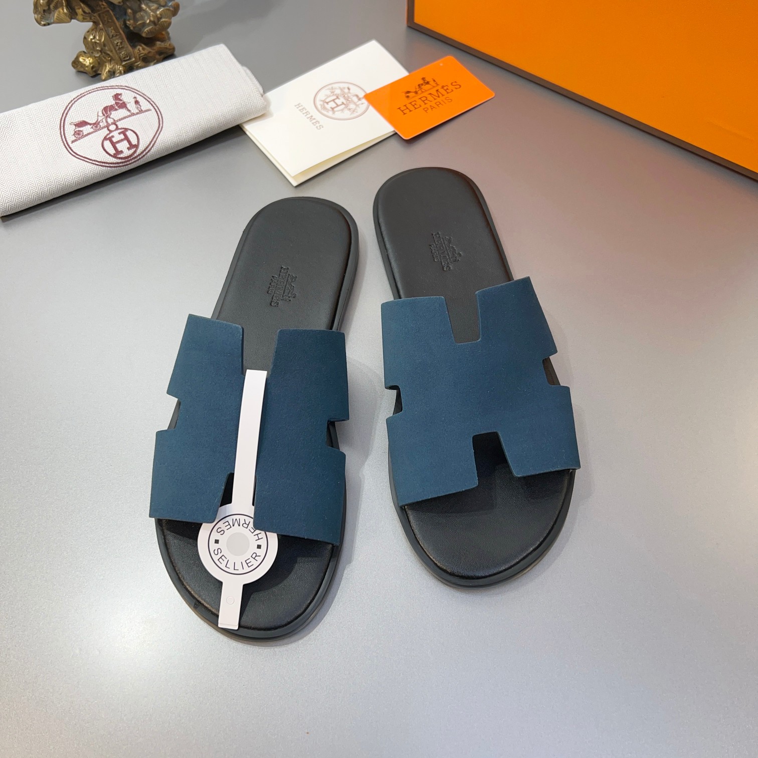 Precio de fábrica:110Hermes Hermes sitio web oficial última sincronización contador nuevo oran color