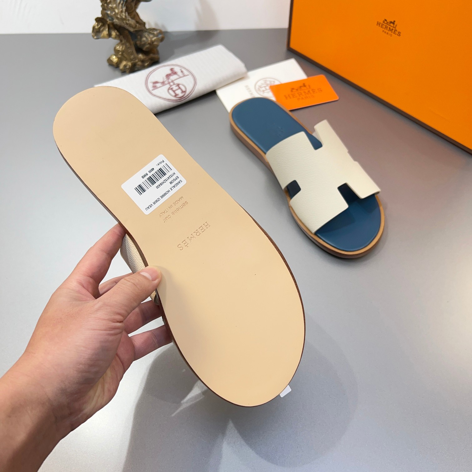 Precio de fábrica:110Hermes Hermes sitio web oficial última sincronización contador nuevo oran color