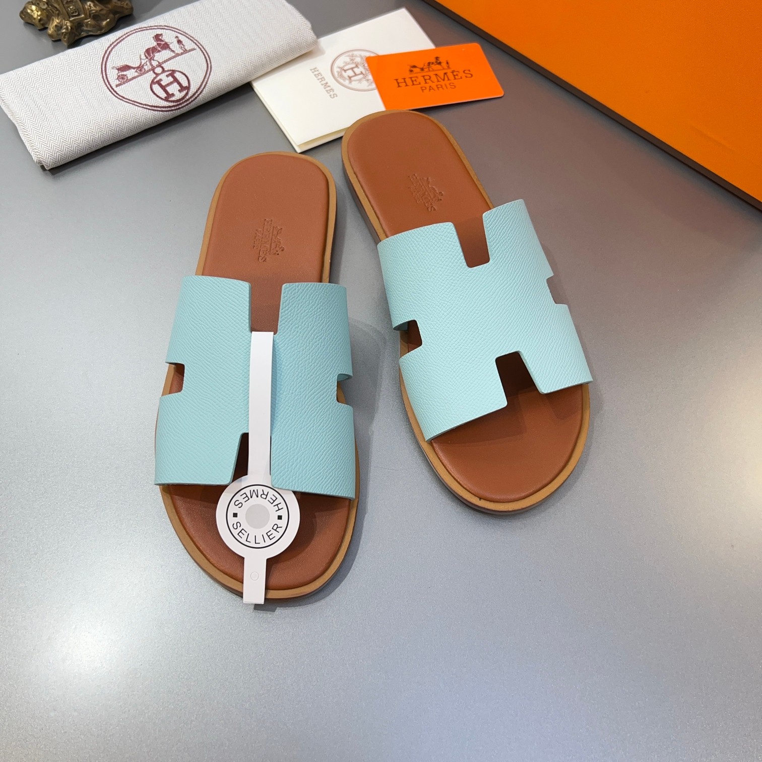 Precio de fábrica:110Hermes Hermes sitio web oficial última sincronización contador nuevo oran color