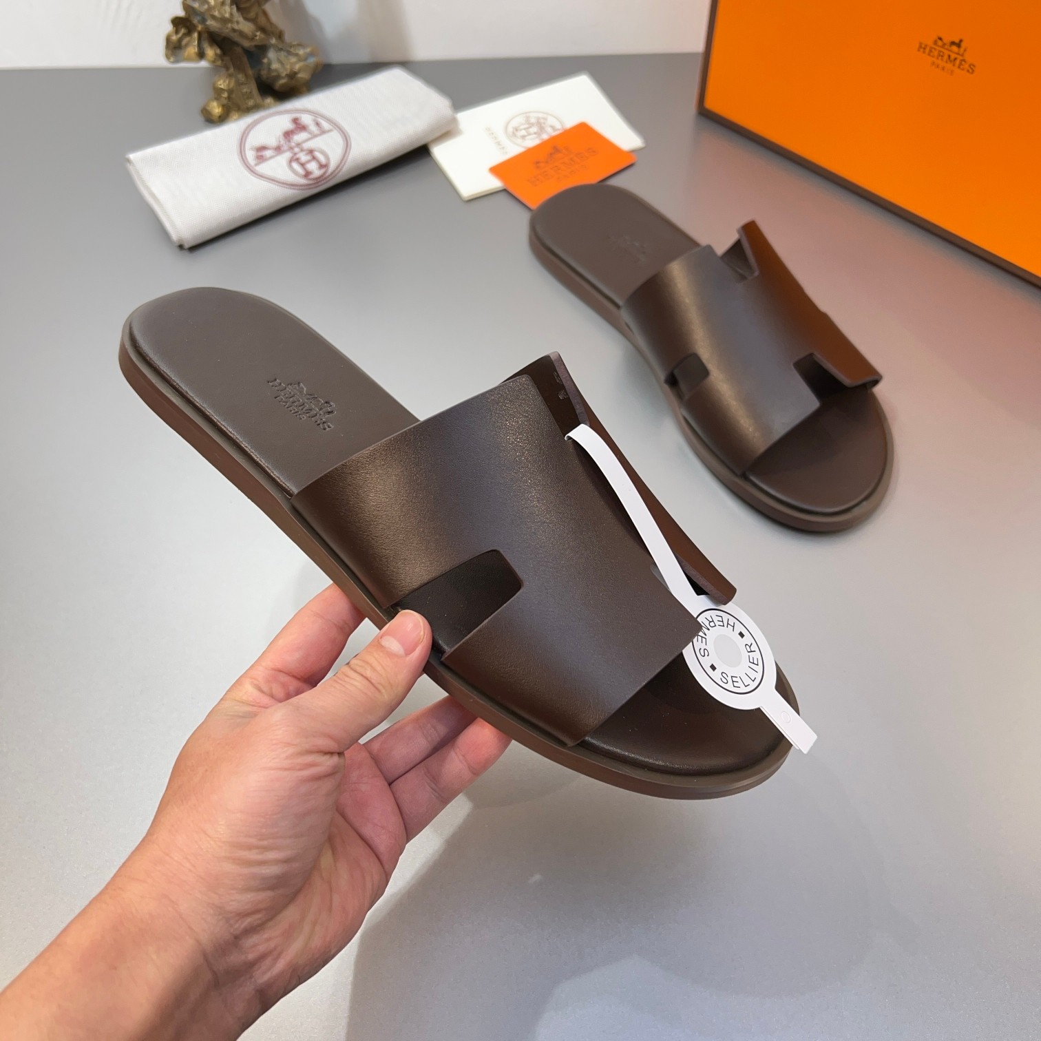 Precio de fábrica:110Hermes Hermes sitio web oficial última sincronización contador nuevo oran color