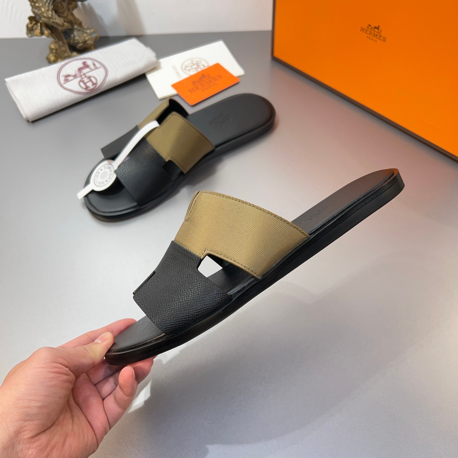 Precio de fábrica:110Hermes Hermes sitio web oficial última sincronización contador nuevo oran color