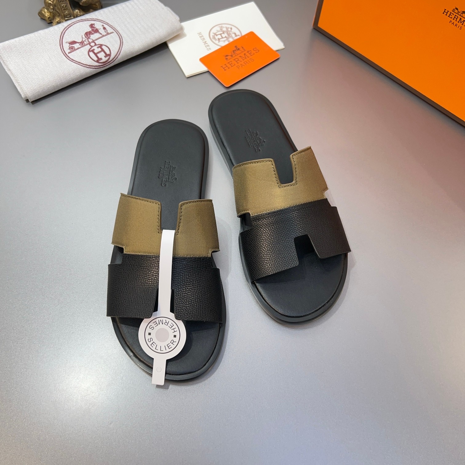Precio de fábrica:110Hermes Hermes sitio web oficial última sincronización contador nuevo oran color