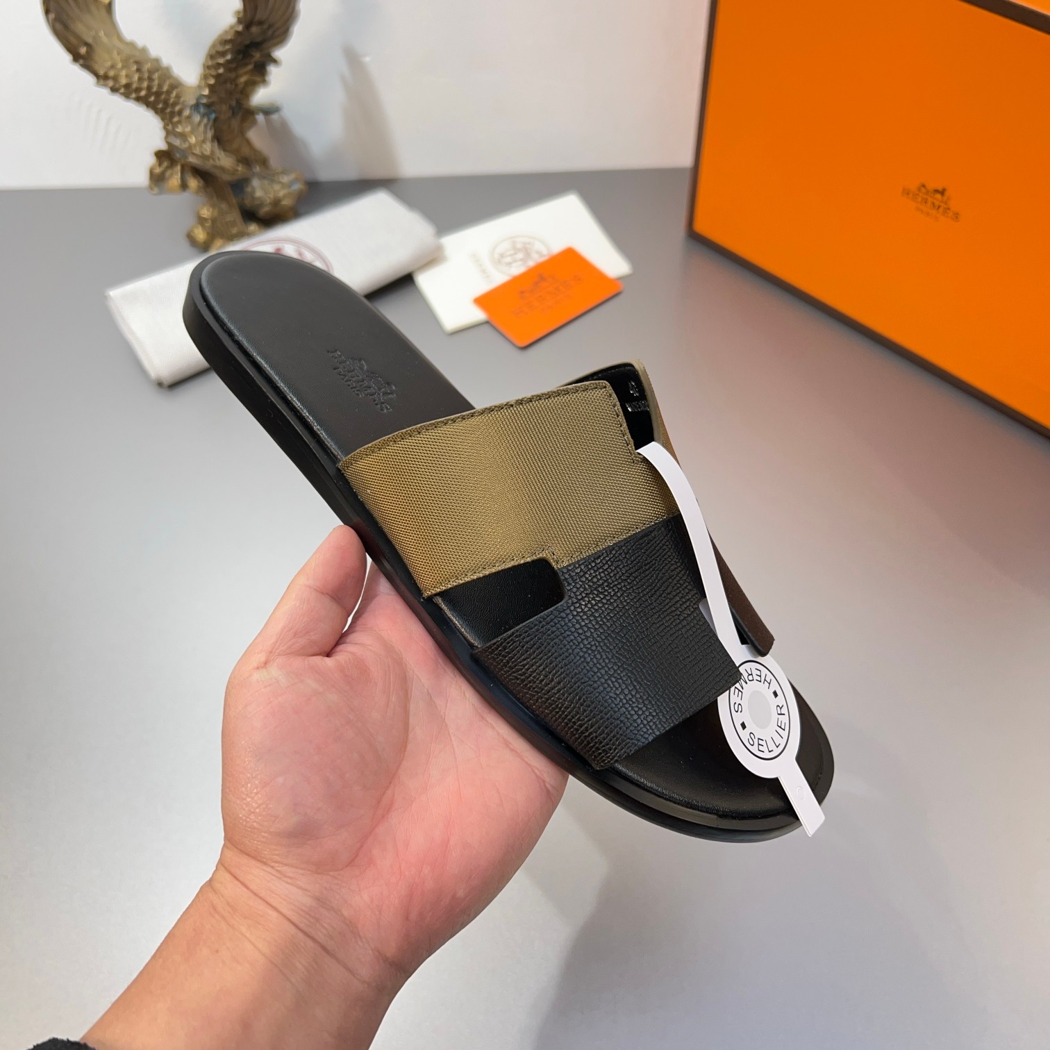 Precio de fábrica:110Hermes Hermes sitio web oficial última sincronización contador nuevo oran color