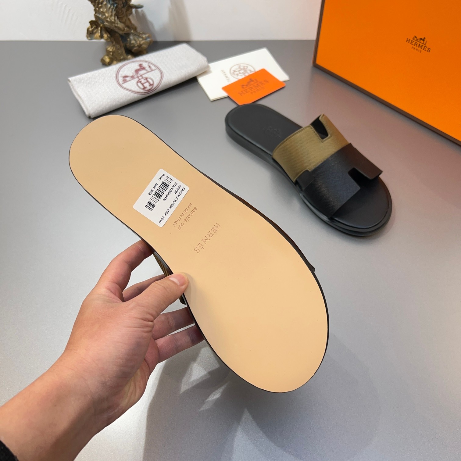 Precio de fábrica:110Hermes Hermes sitio web oficial última sincronización contador nuevo oran color