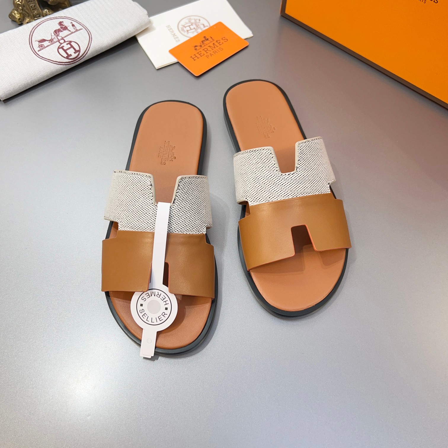 Precio de fábrica:110Hermes Hermes sitio web oficial última sincronización contador nuevo oran color