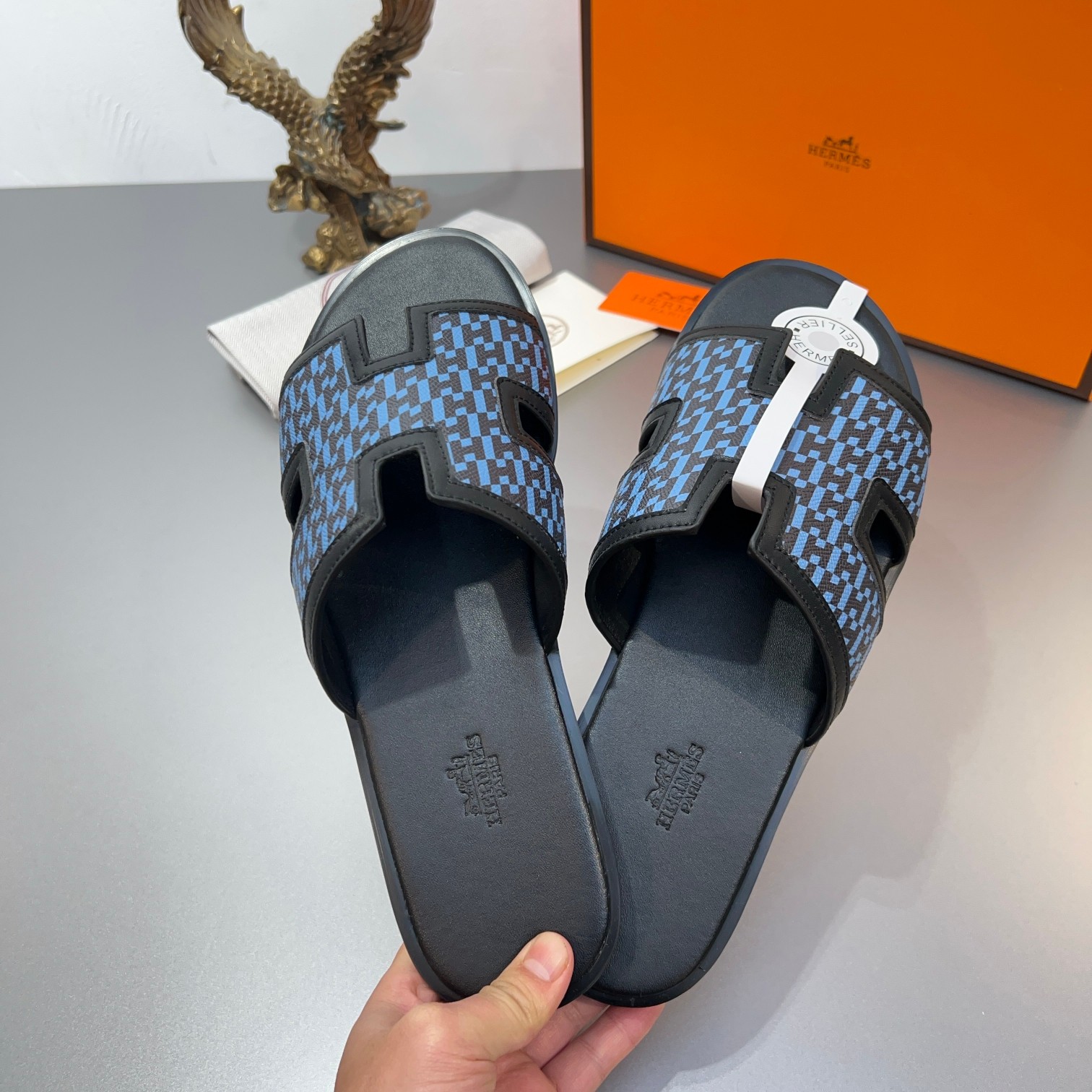 Precio de fábrica:110Hermes Hermes sitio web oficial última sincronización contador nuevo oran color