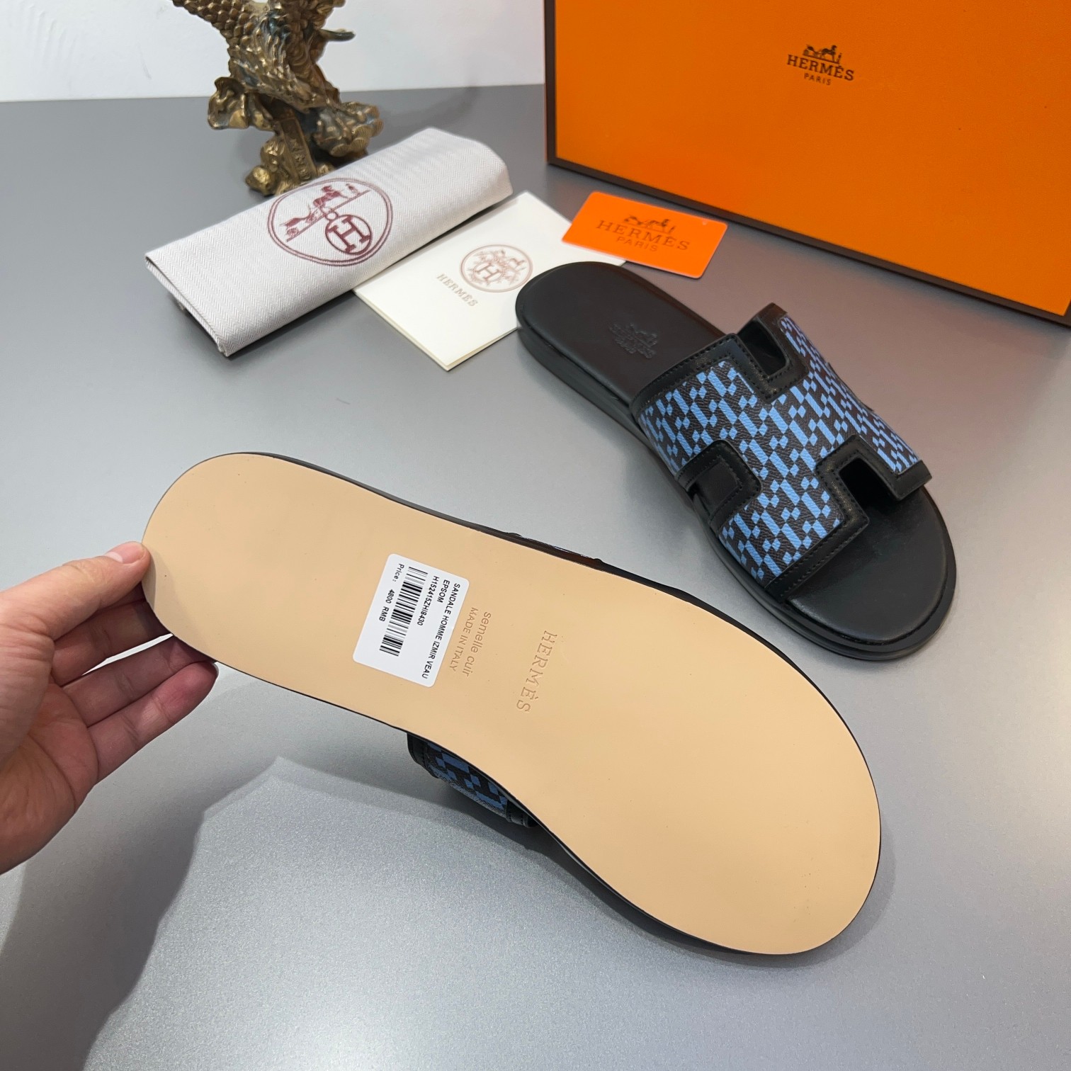 Precio de fábrica:110Hermes Hermes sitio web oficial última sincronización contador nuevo oran color