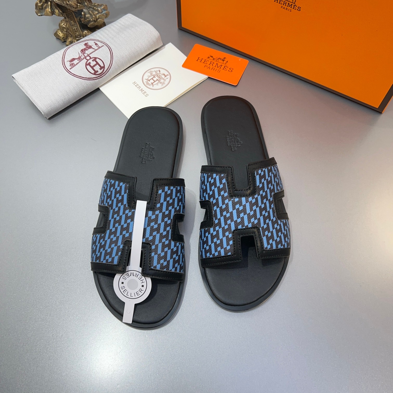 Precio de fábrica:110Hermes Hermes sitio web oficial última sincronización contador nuevo oran color