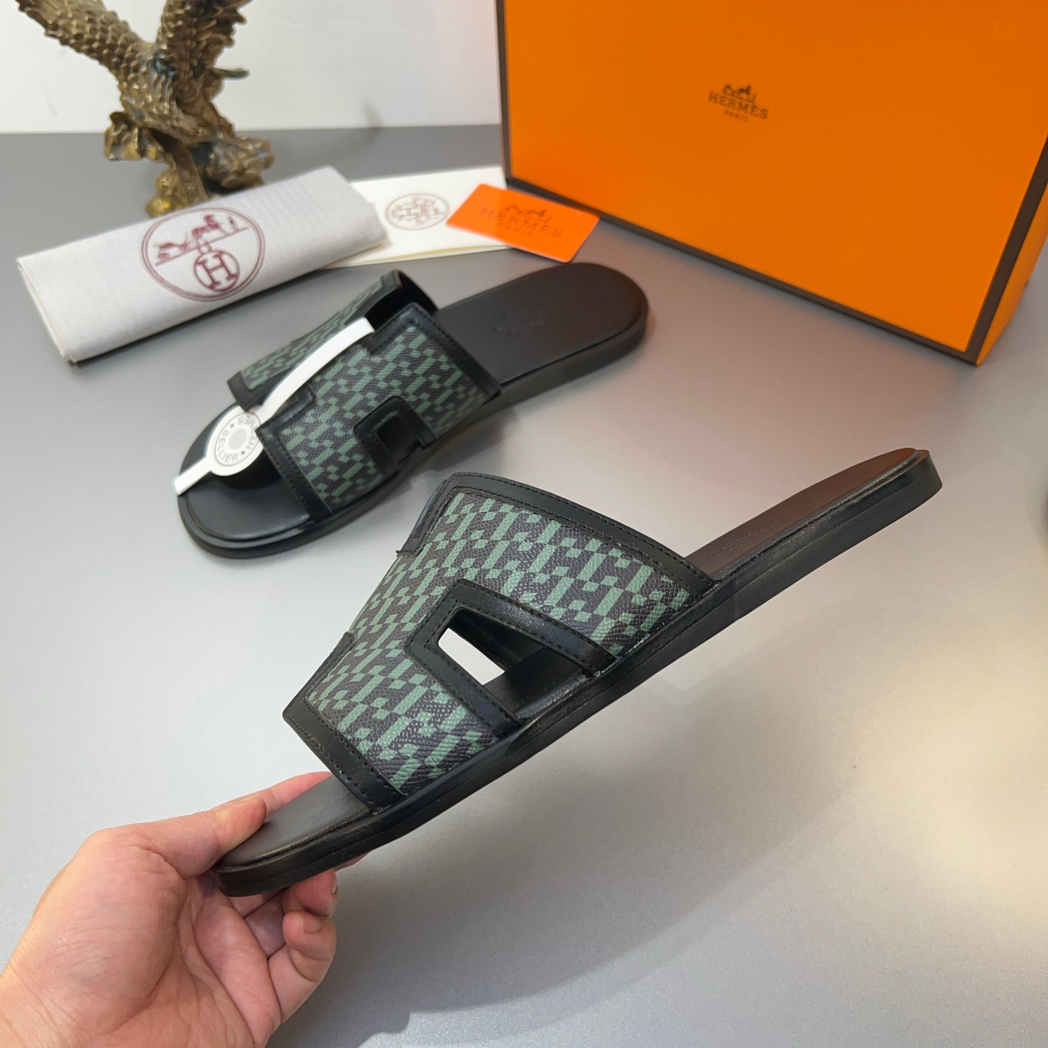 Precio de fábrica:110Hermes Hermes sitio web oficial última sincronización contador nuevo oran color