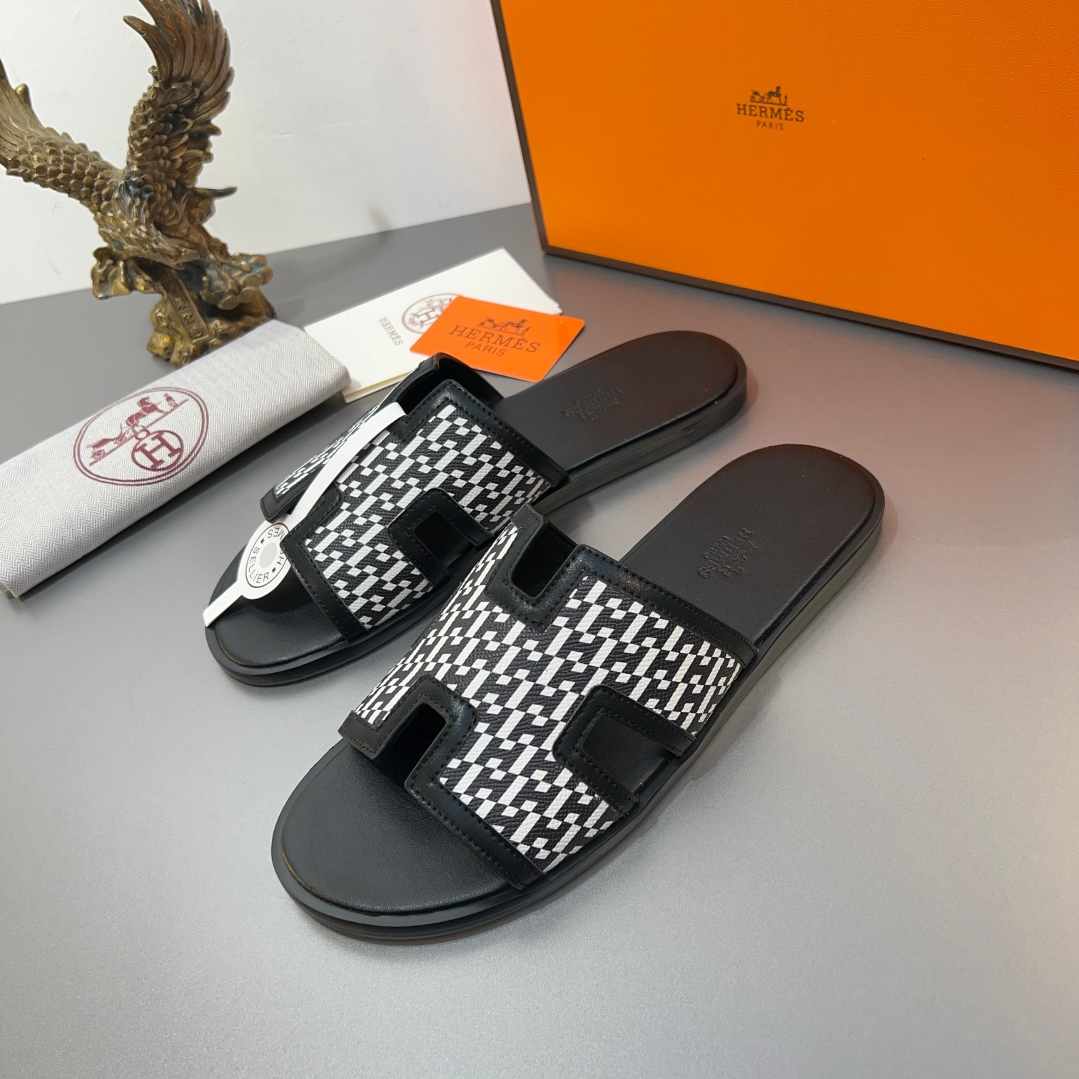 Precio de fábrica:110Hermes Hermes sitio web oficial última sincronización contador nuevo oran color