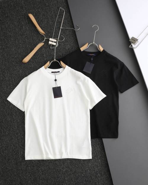 Louis Vuitton Men's Summer Checkered Knit Short Sleeve T-Shirt 1 Louis Vuitton Men's Summer Checkered Knit Short Sleeve T-Shirt