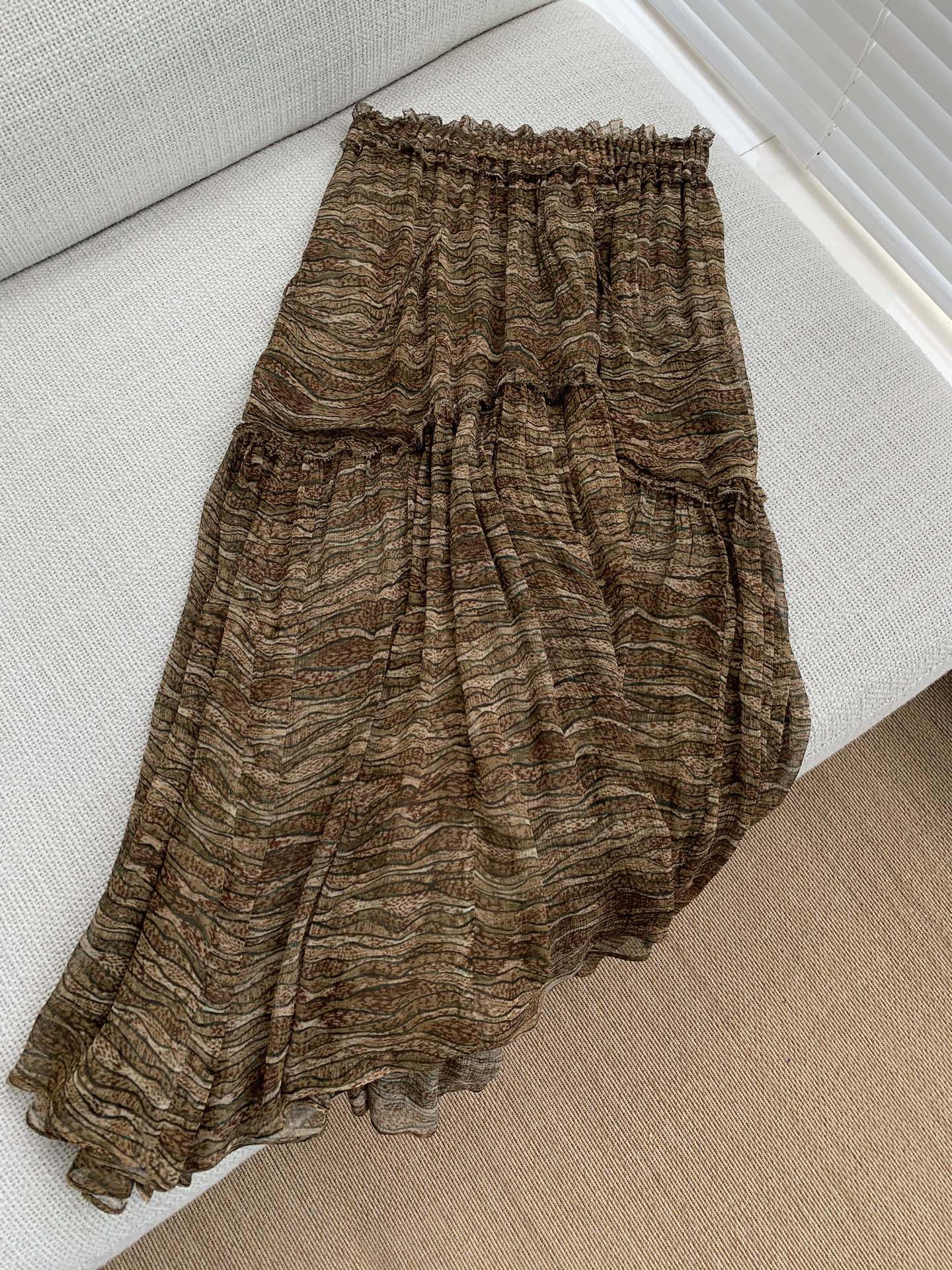 NO:445360,Real photos of details, blessings for silk craftsmanship, details show high-end and stylishness.,,alexander wang19860909实拍细节 对丝工艺的加持 细节处彰显高级有格调.,,alexander wang,Women's clothing