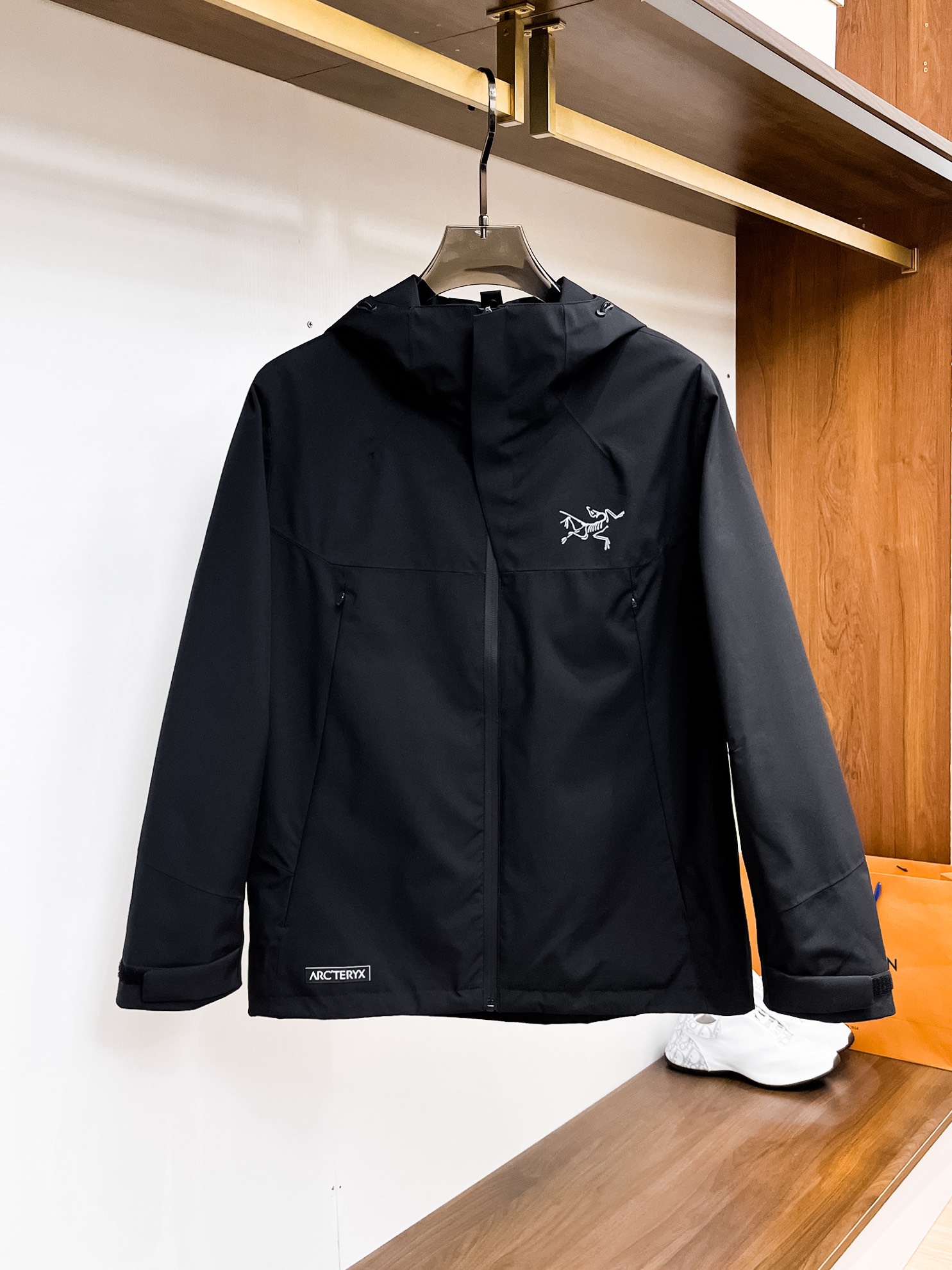 新款来袭 最高版本【始祖鸟】 三合一功能性户外性能 防风，防雨，90绒，ARCTERYX 始祖鸟硬壳顶级