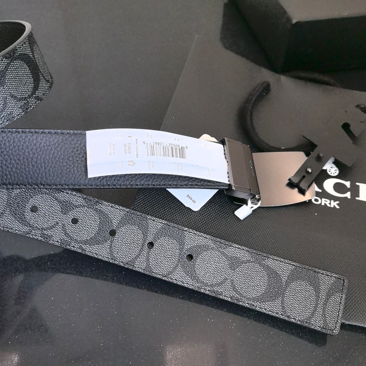 High-Quality Grade-Class Coach with Gold Plating and Rotating Buttons for Carding and Wrapping - 图片 4