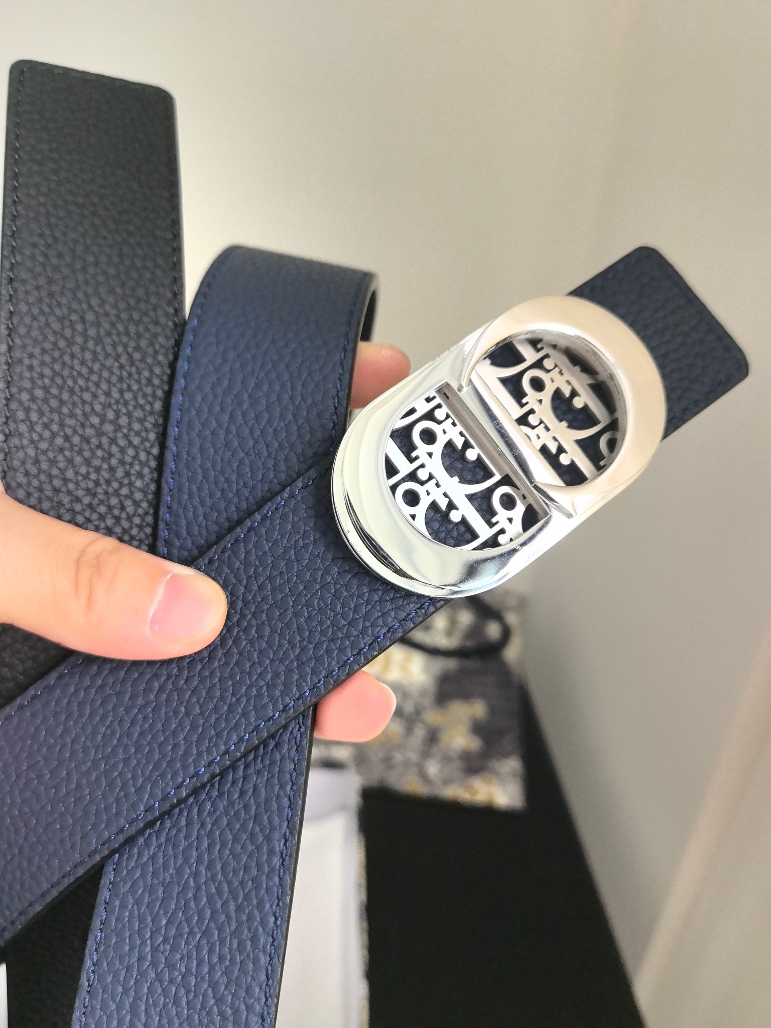 P cd家 3.4cm 原版五金扣头， 新款 双面可用 醒目的标志性徽标装点搭扣