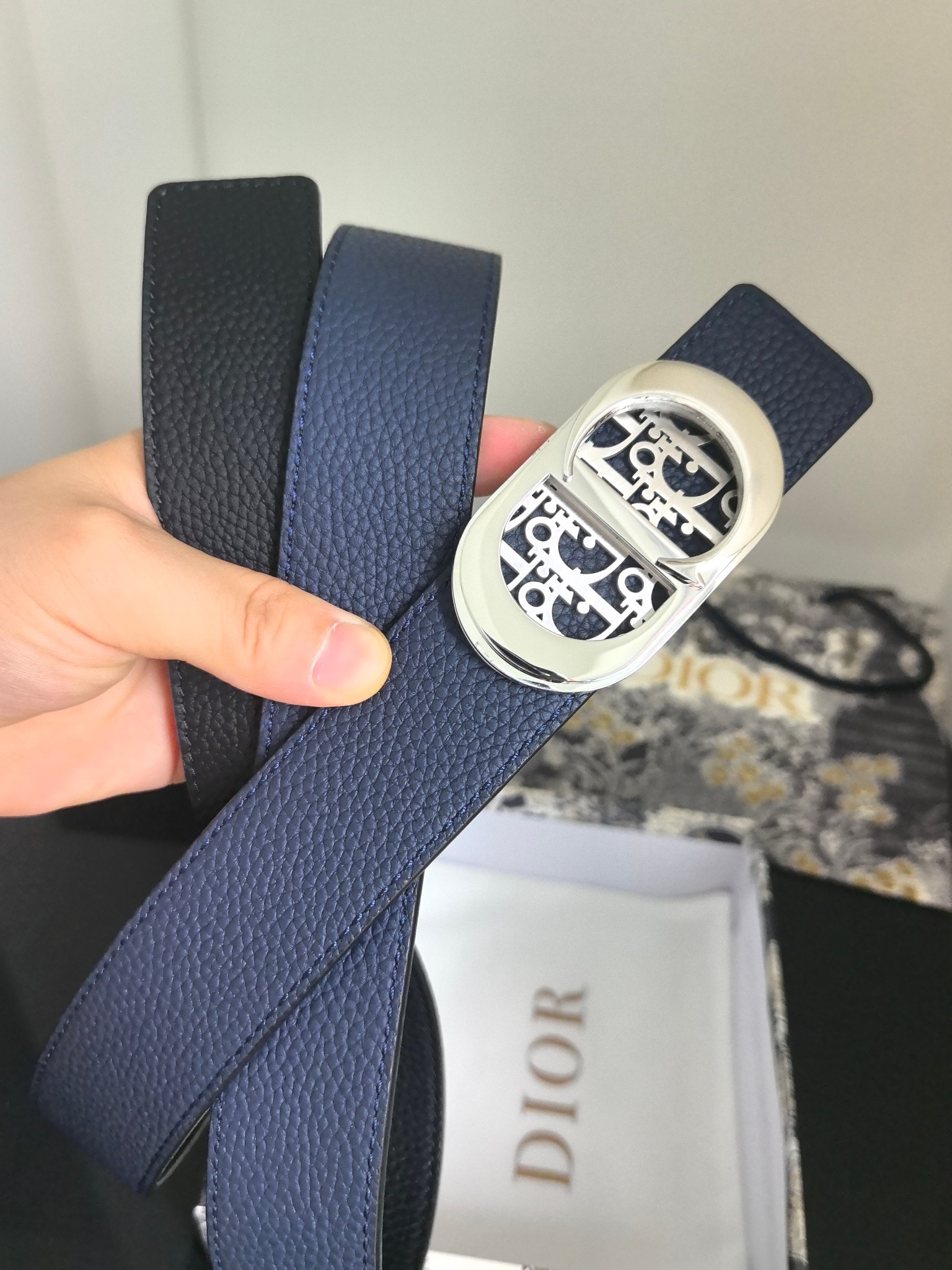 P cd家 3.4cm 原版五金扣头， 新款 双面可用 醒目的标志性徽标装点搭扣