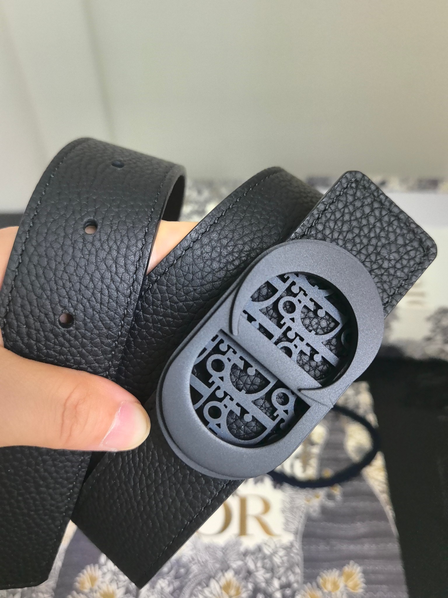 P cd家 3.4cm 原版五金扣头， 新款 双面可用 醒目的标志性徽标装点搭扣