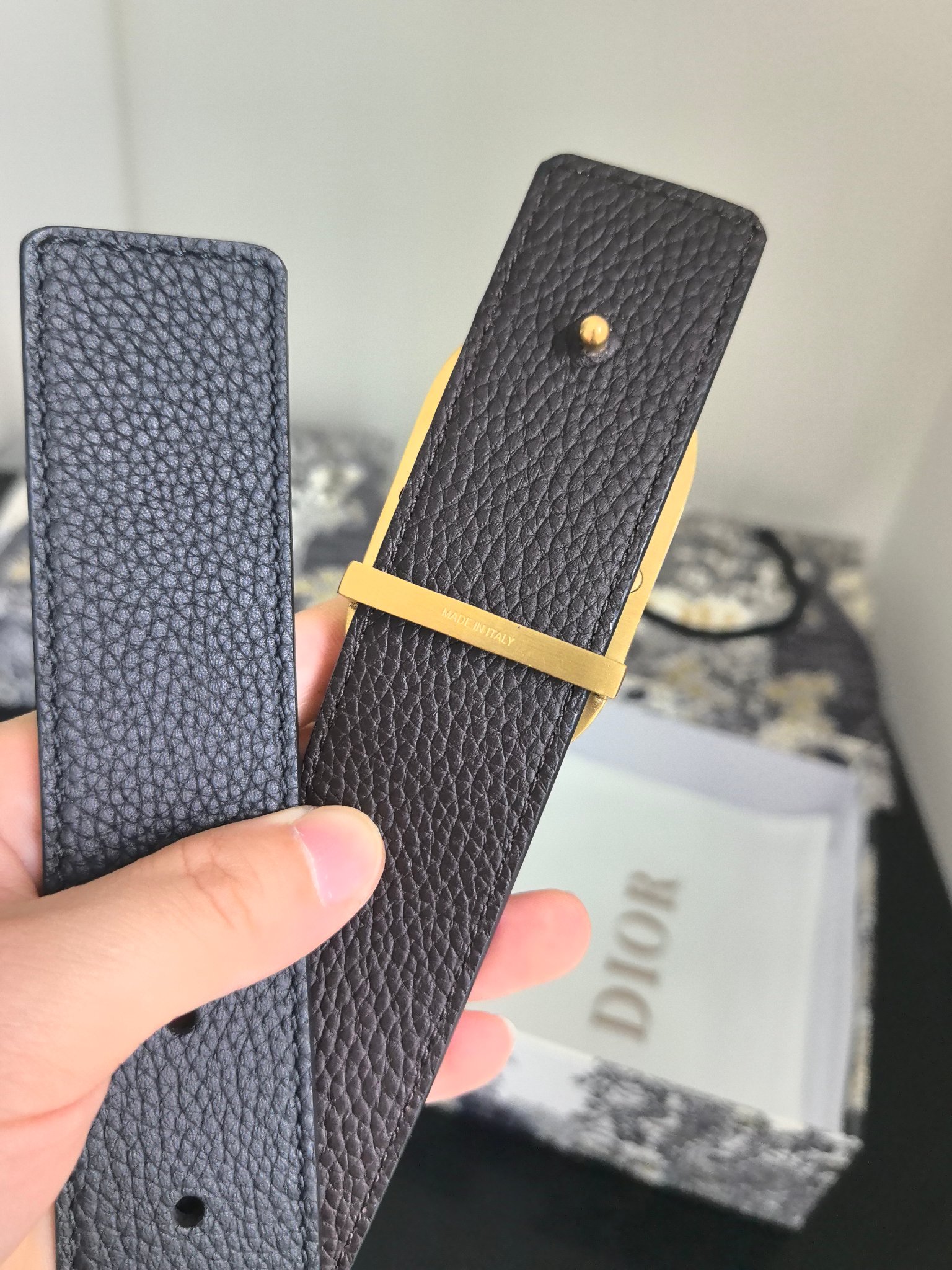 P cd家 3.4cm 原版五金扣头， 新款 双面可用 醒目的标志性徽标装点搭扣