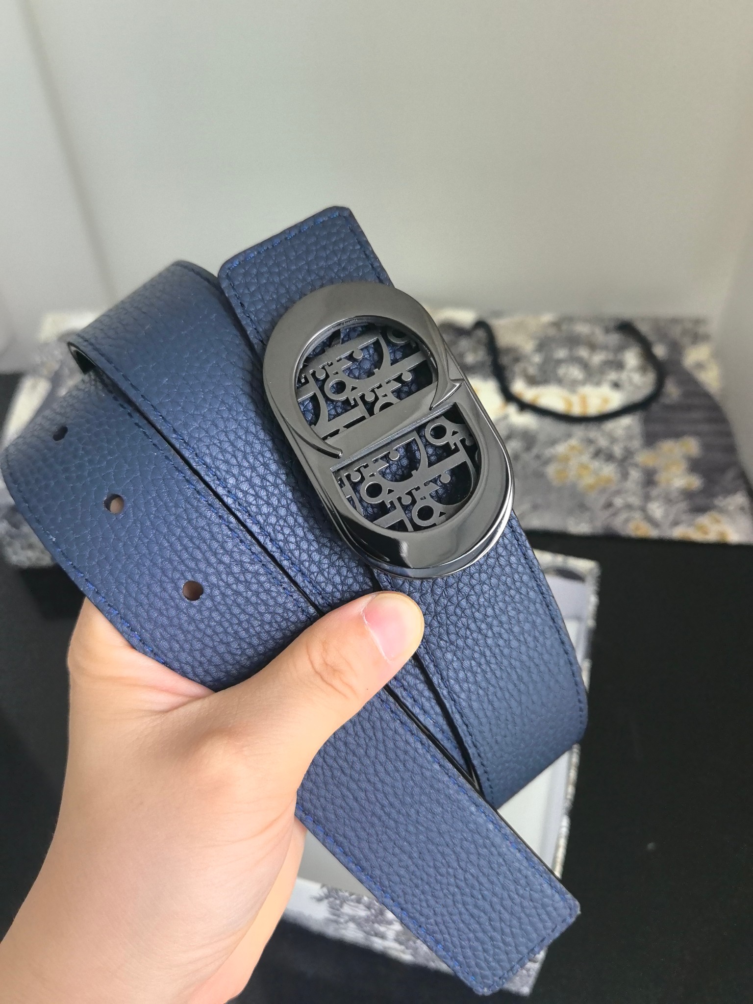 P cd家 3.4cm 原版五金扣头， 新款 双面可用 醒目的标志性徽标装点搭扣